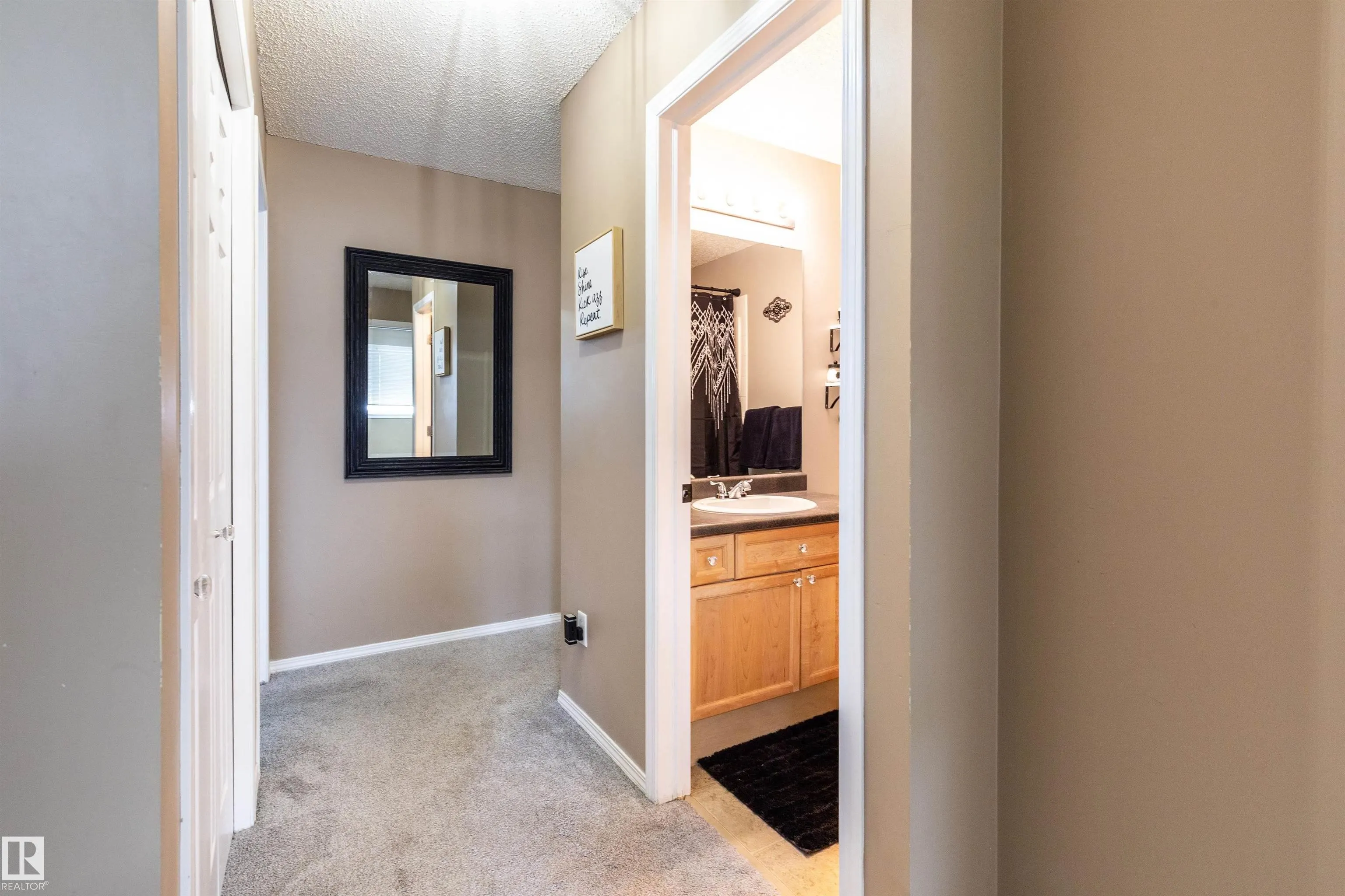 451 HYNDMAN Crescent