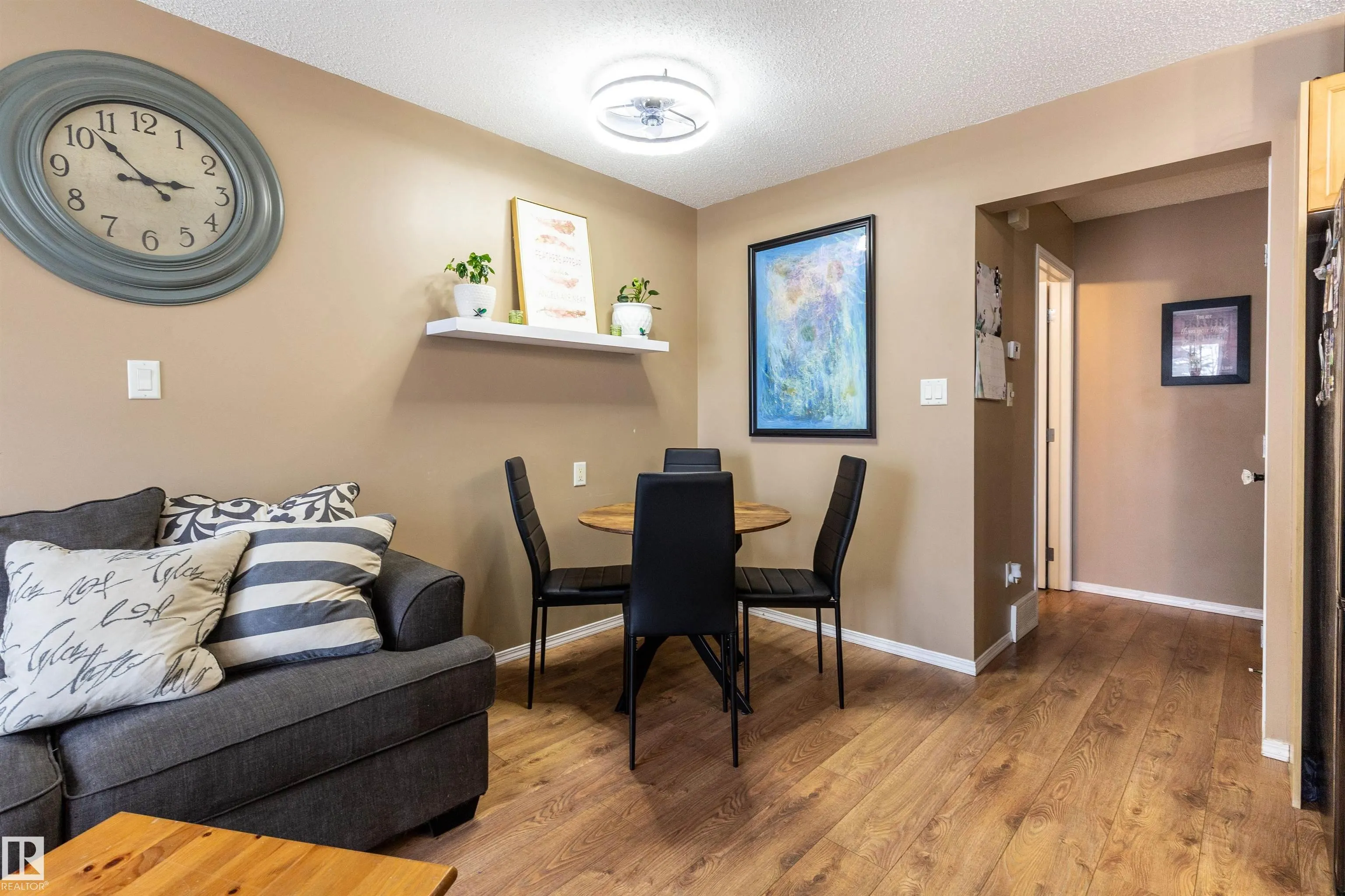 451 HYNDMAN Crescent