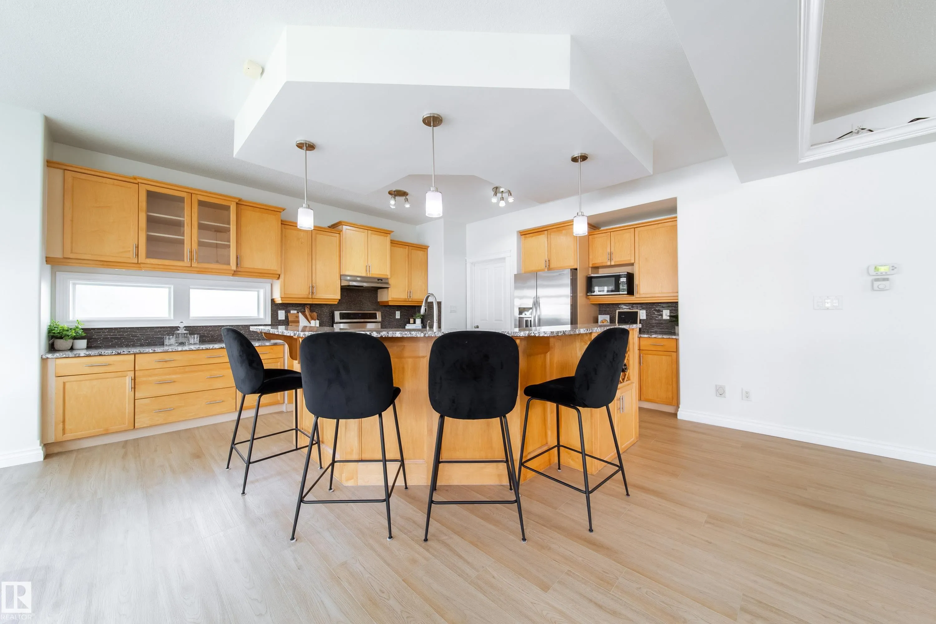 452 SPARLING Court