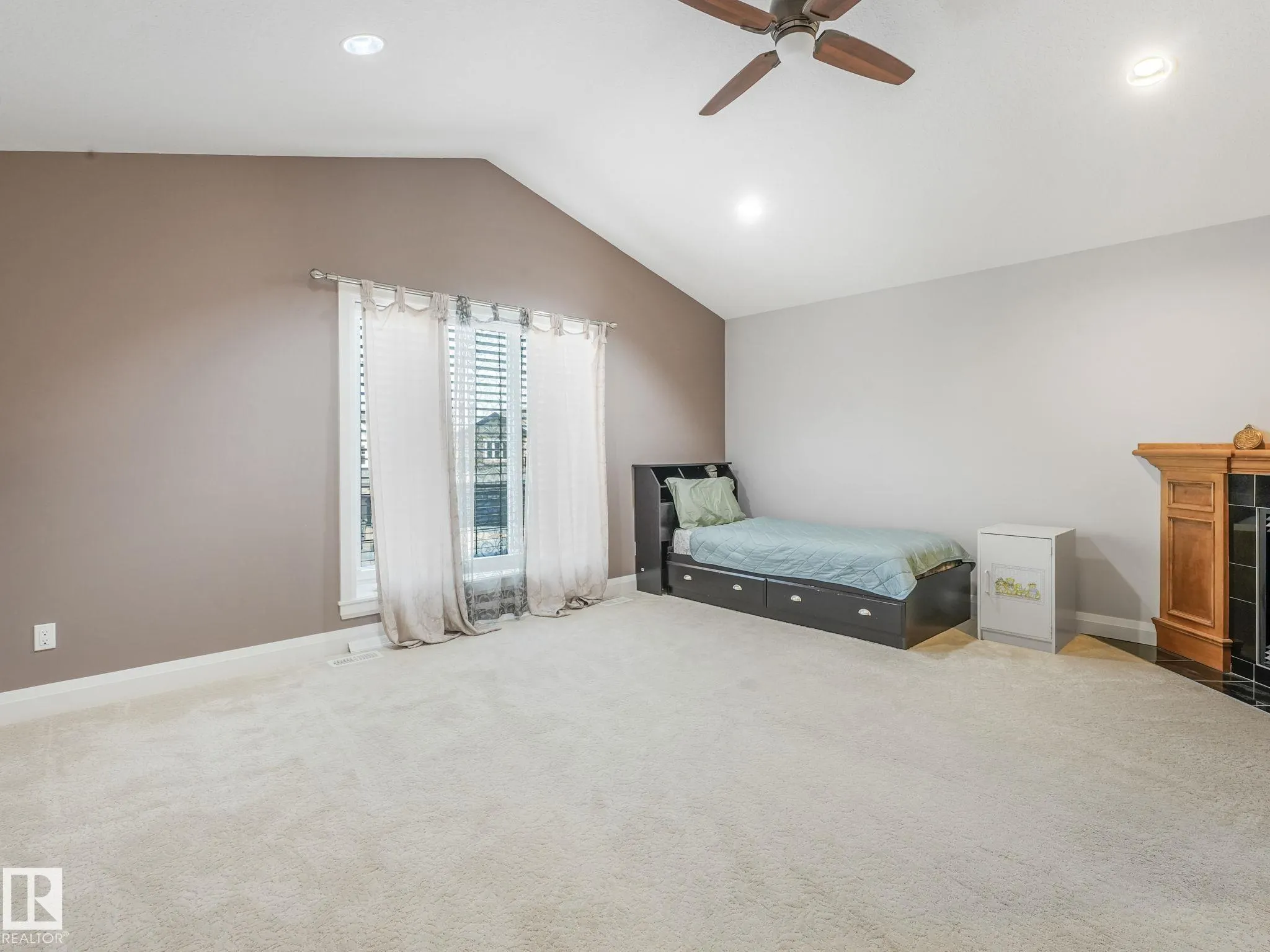 515 Callaghan Pt
