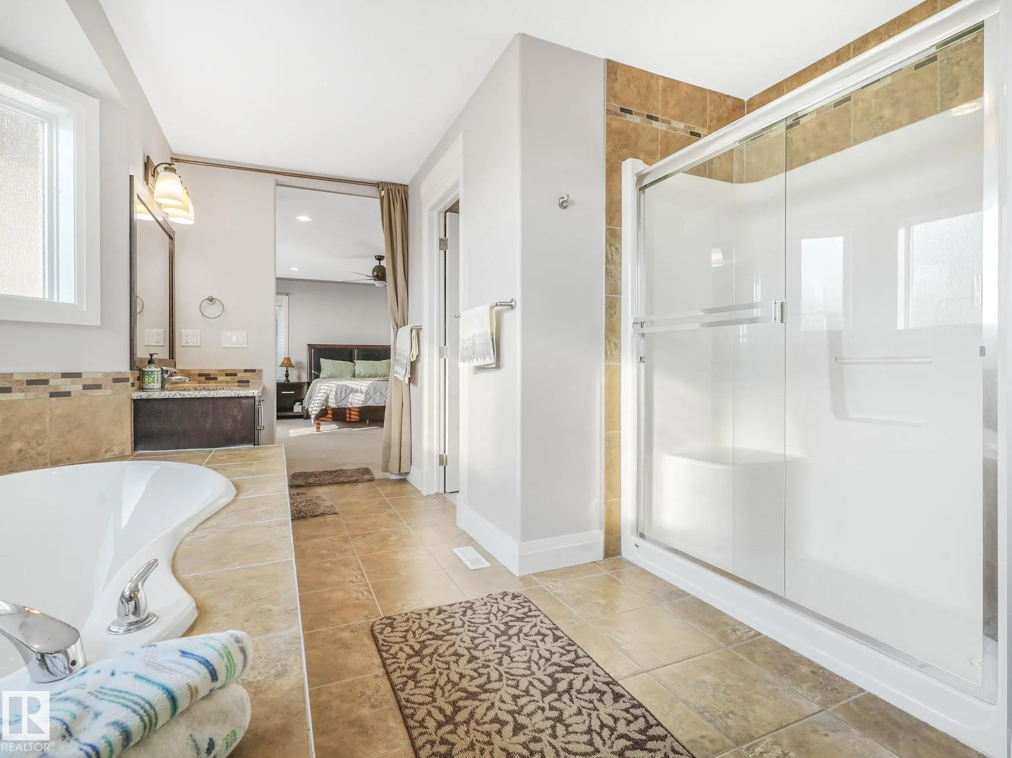 515 Callaghan Pt