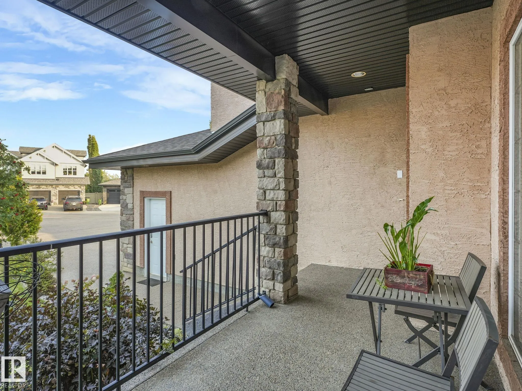 515 Callaghan Pt