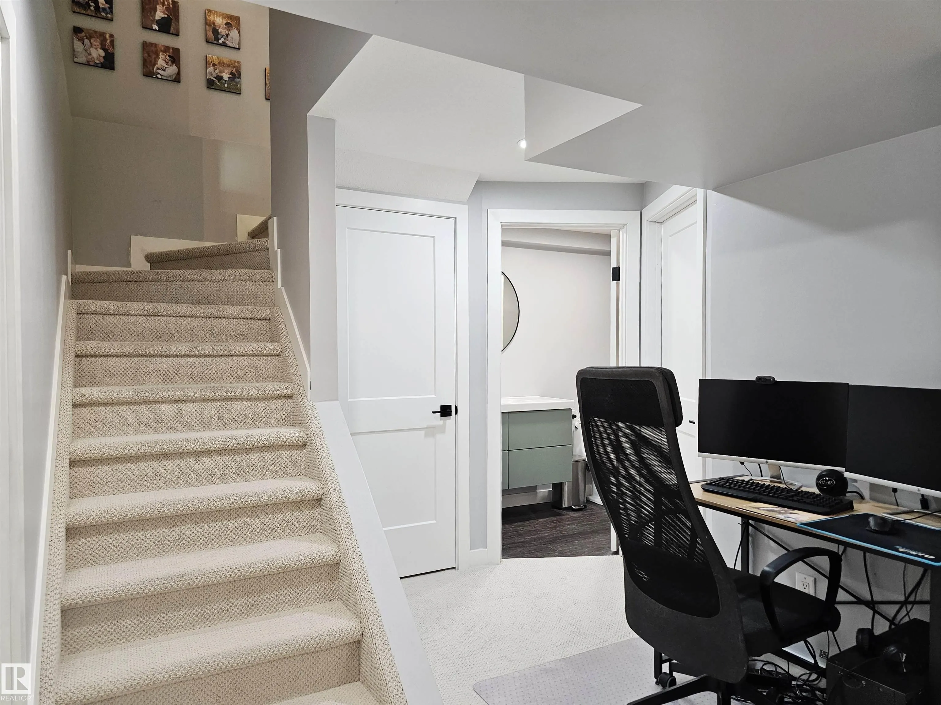 66 ERIN RIDGE Drive