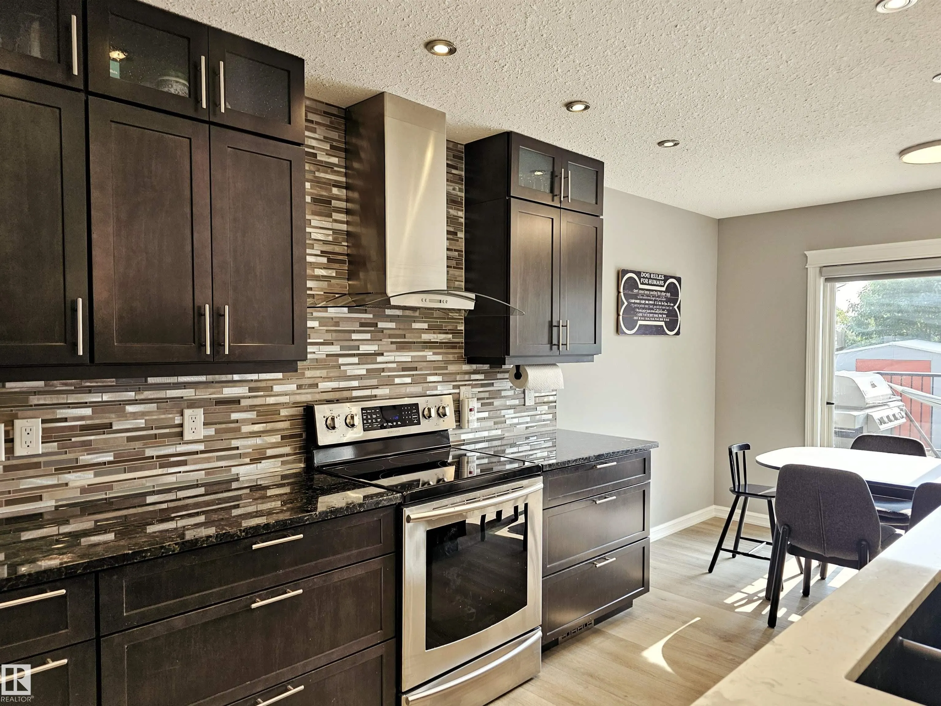 66 ERIN RIDGE Drive