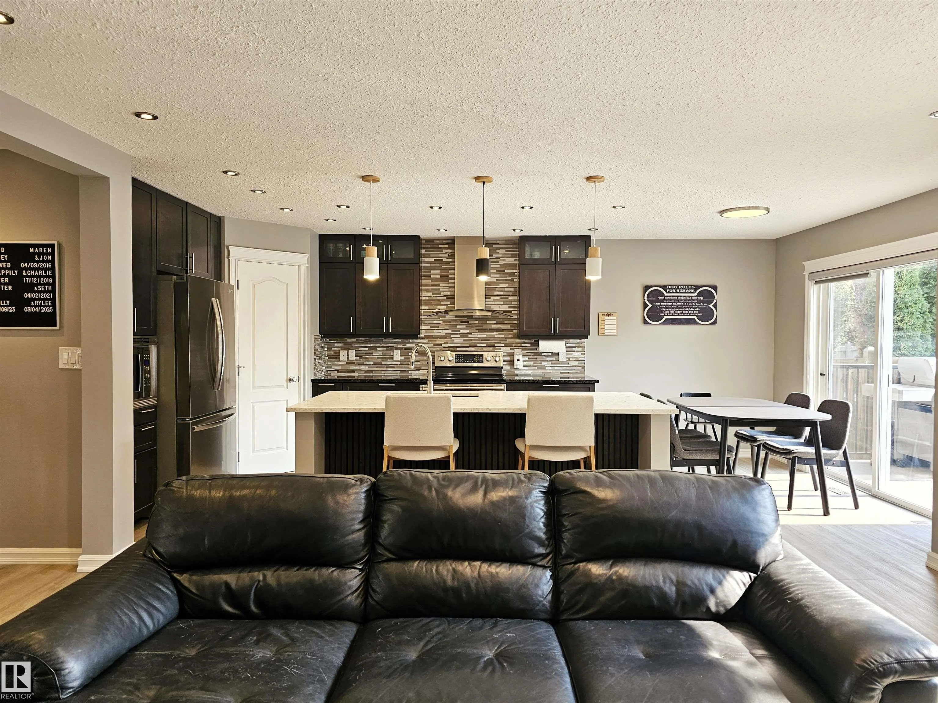 66 ERIN RIDGE Drive