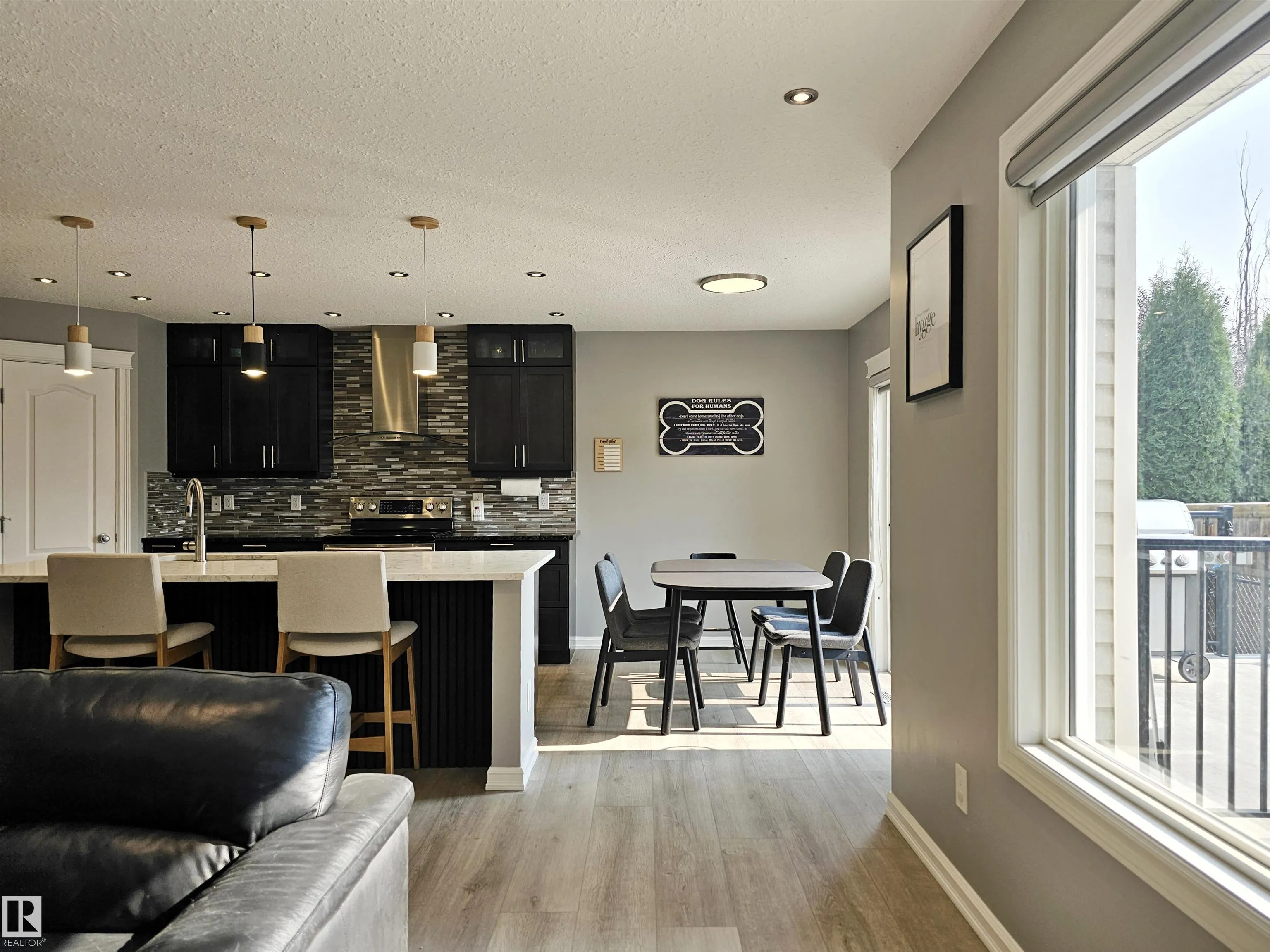 66 ERIN RIDGE Drive