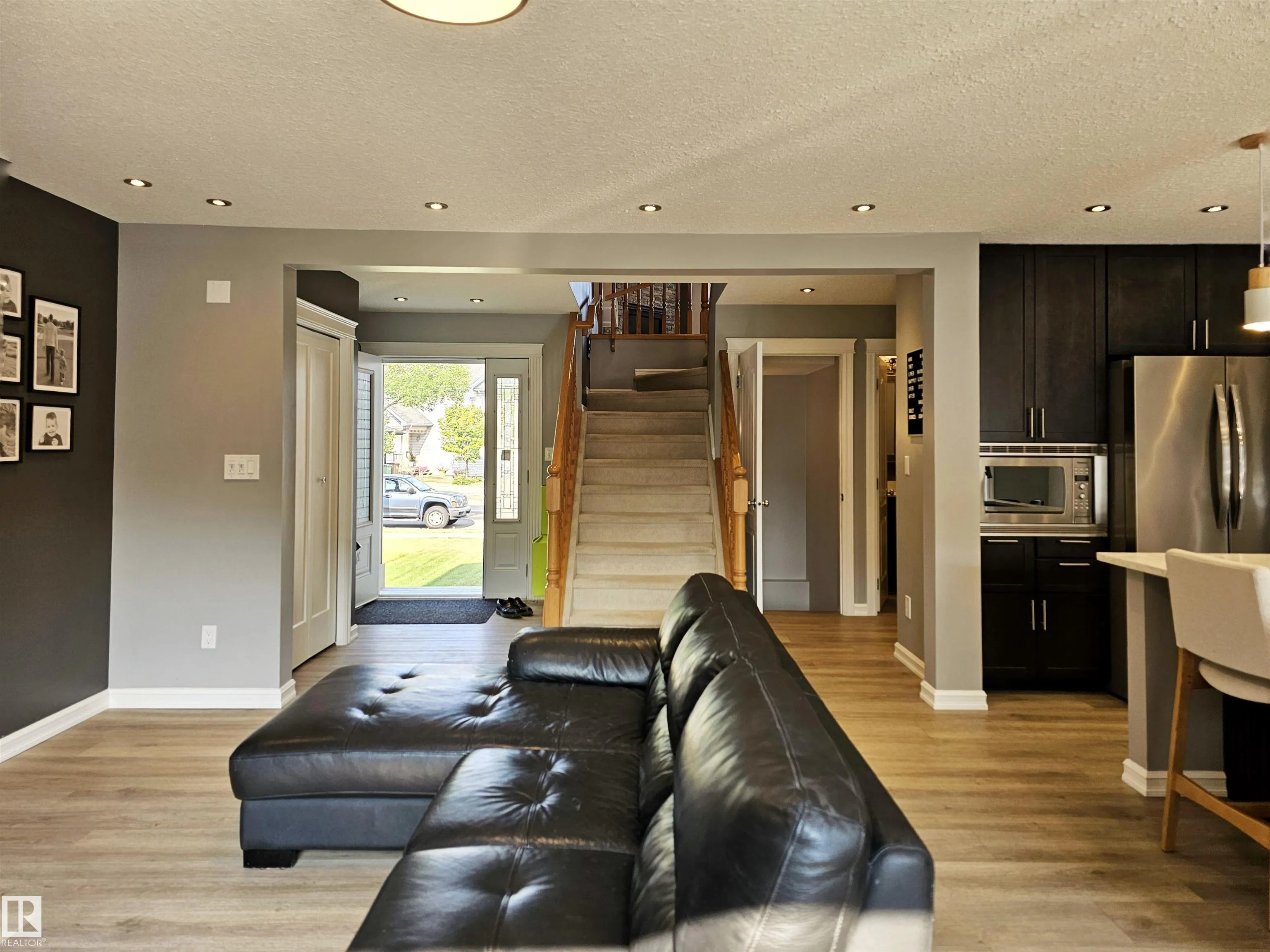 66 ERIN RIDGE Drive