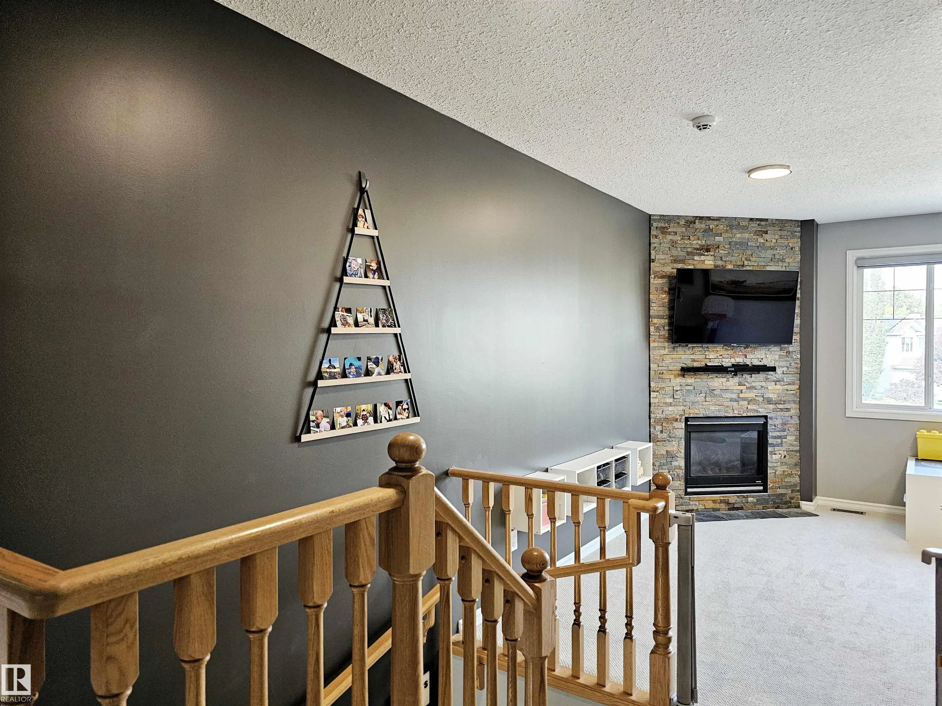 66 ERIN RIDGE Drive