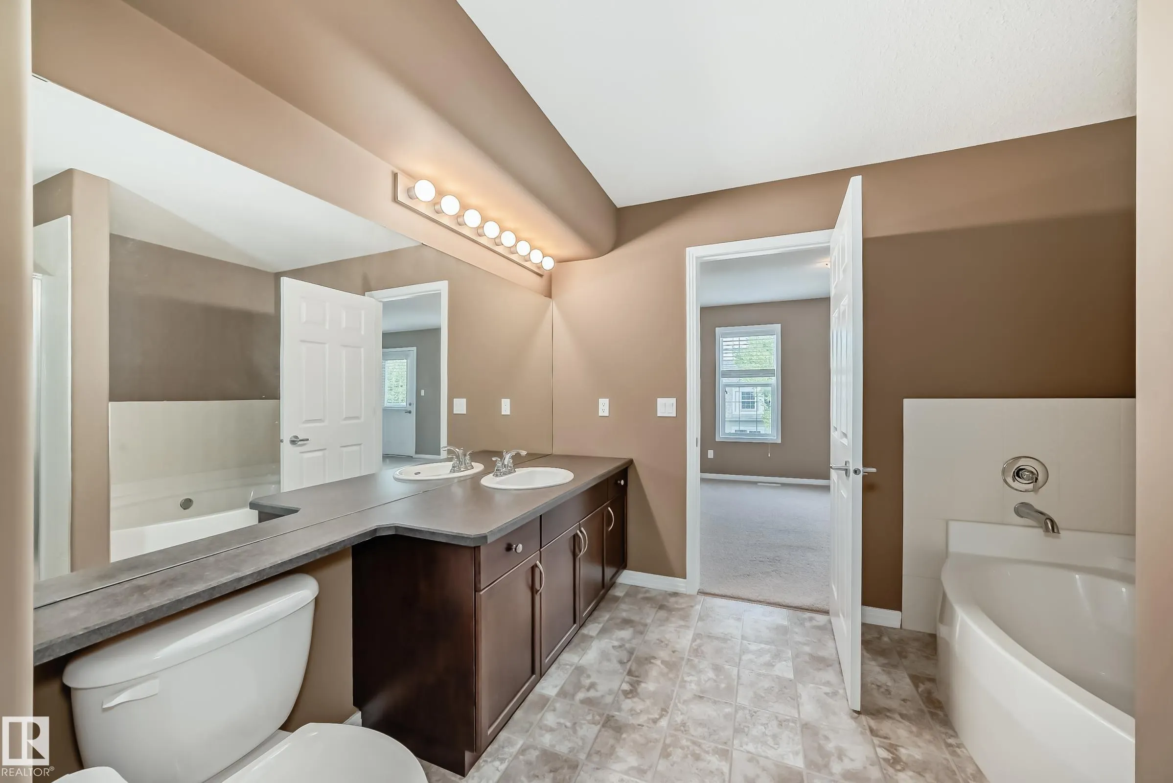 4367 VETERANS Way