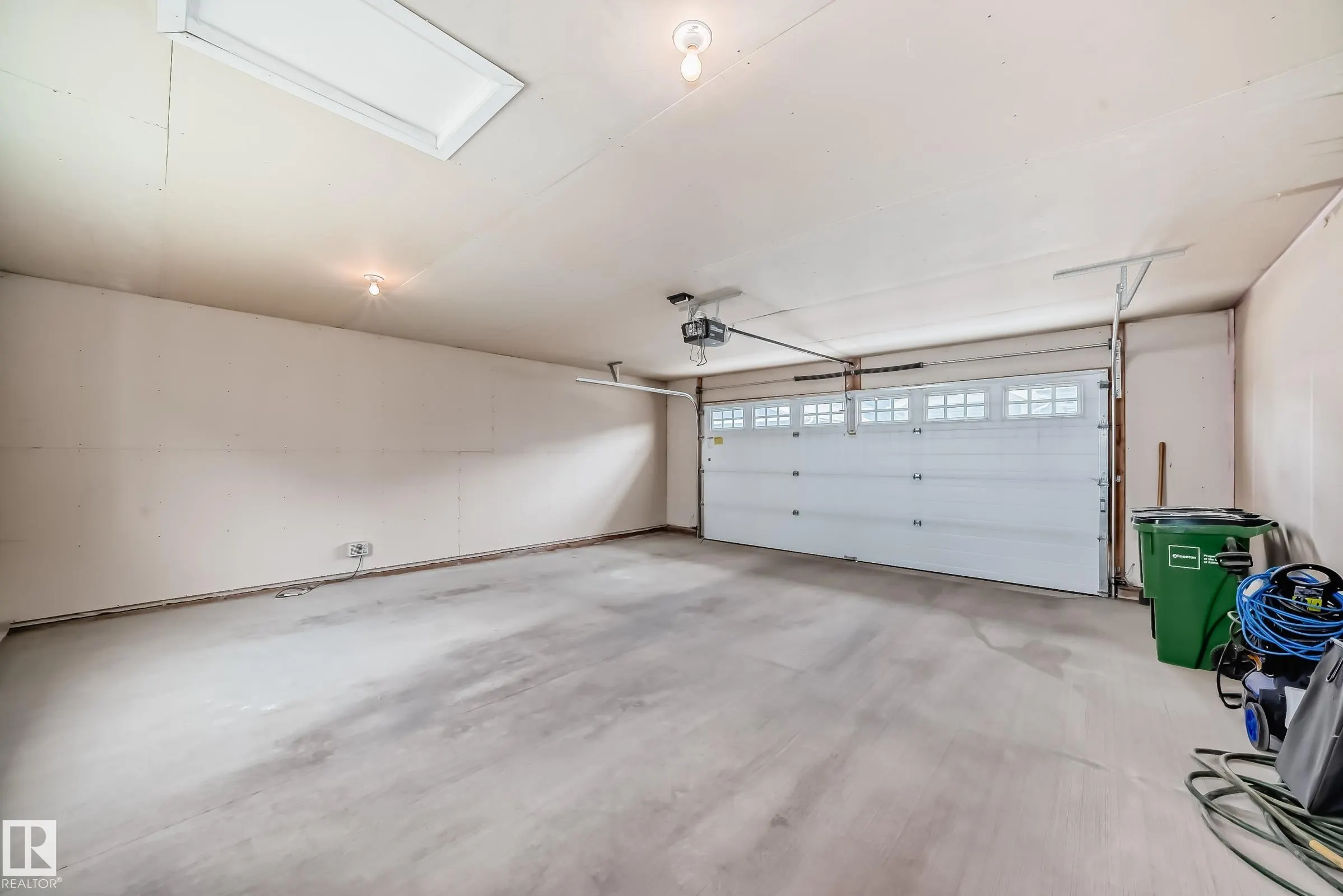 4367 VETERANS Way