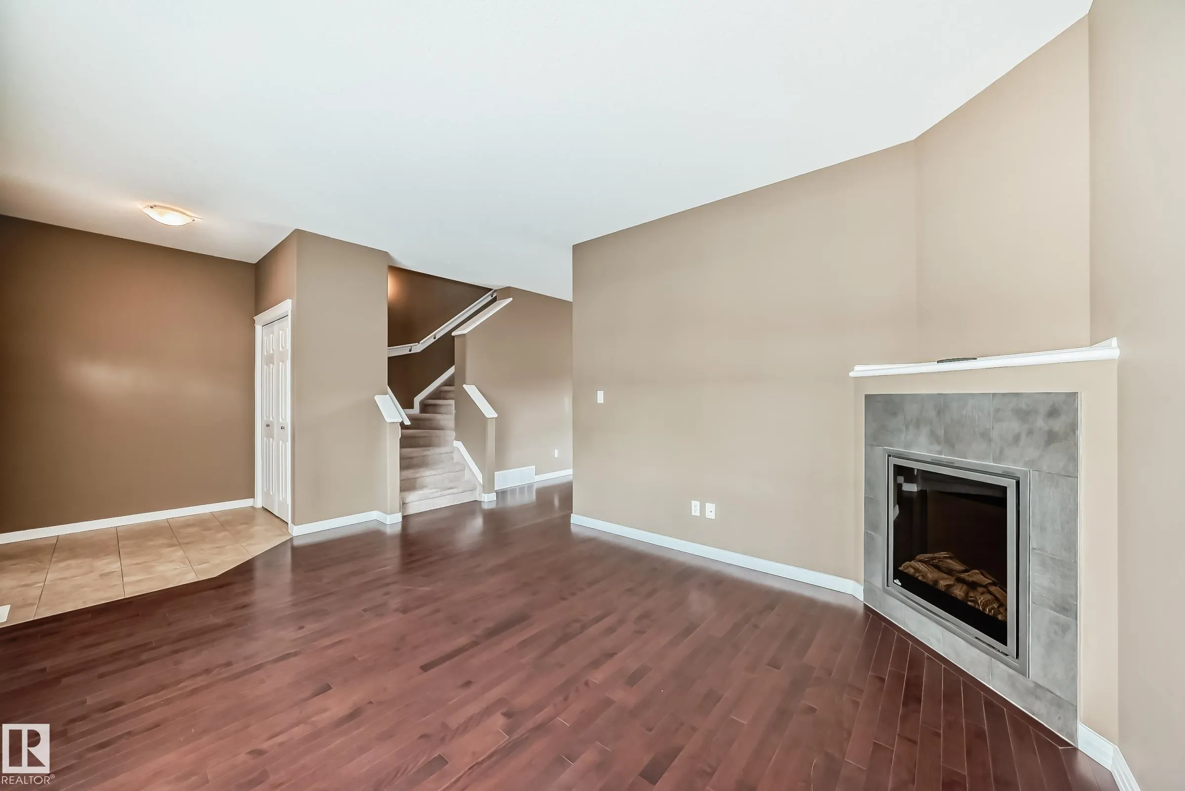 4367 VETERANS Way