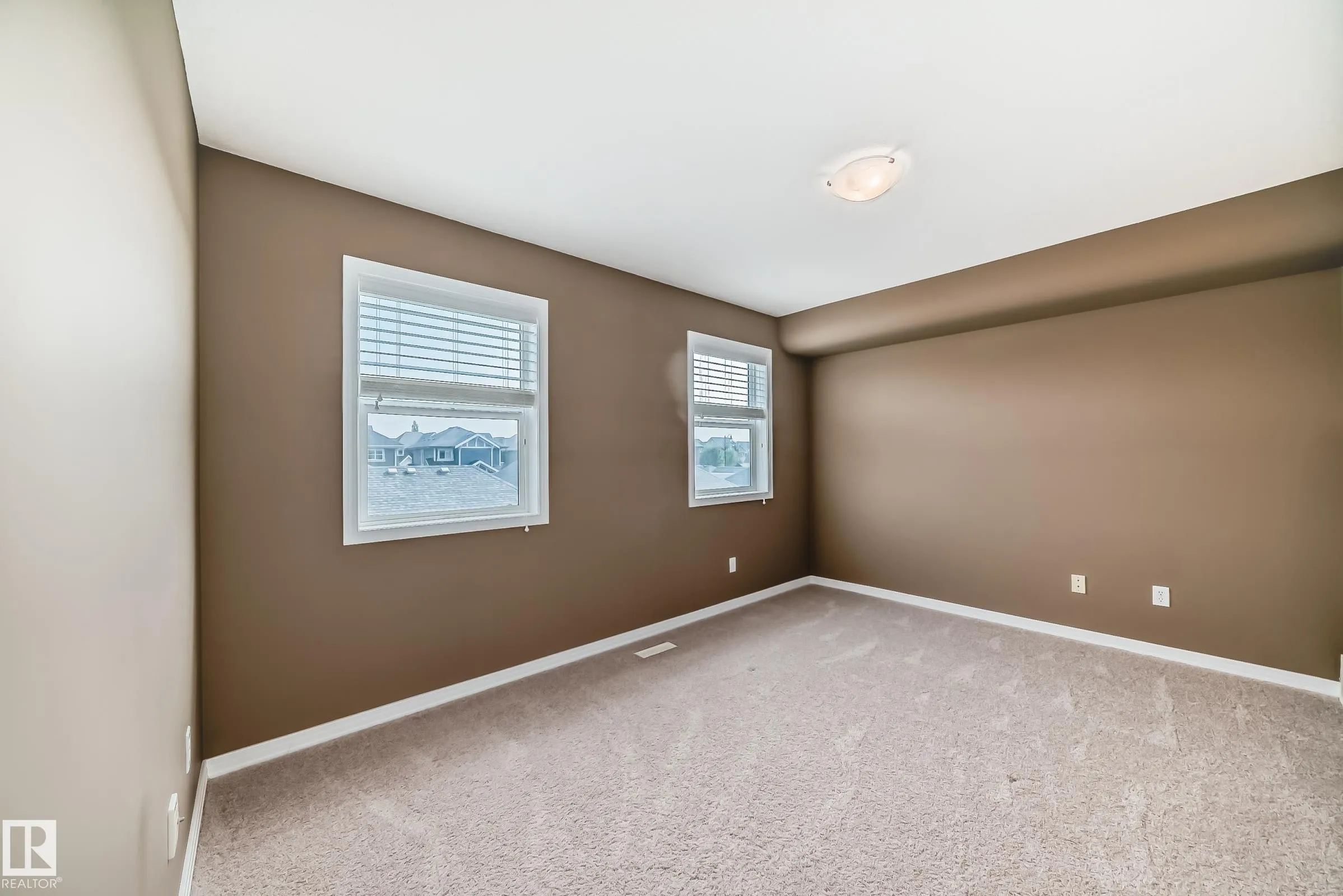 4367 VETERANS Way