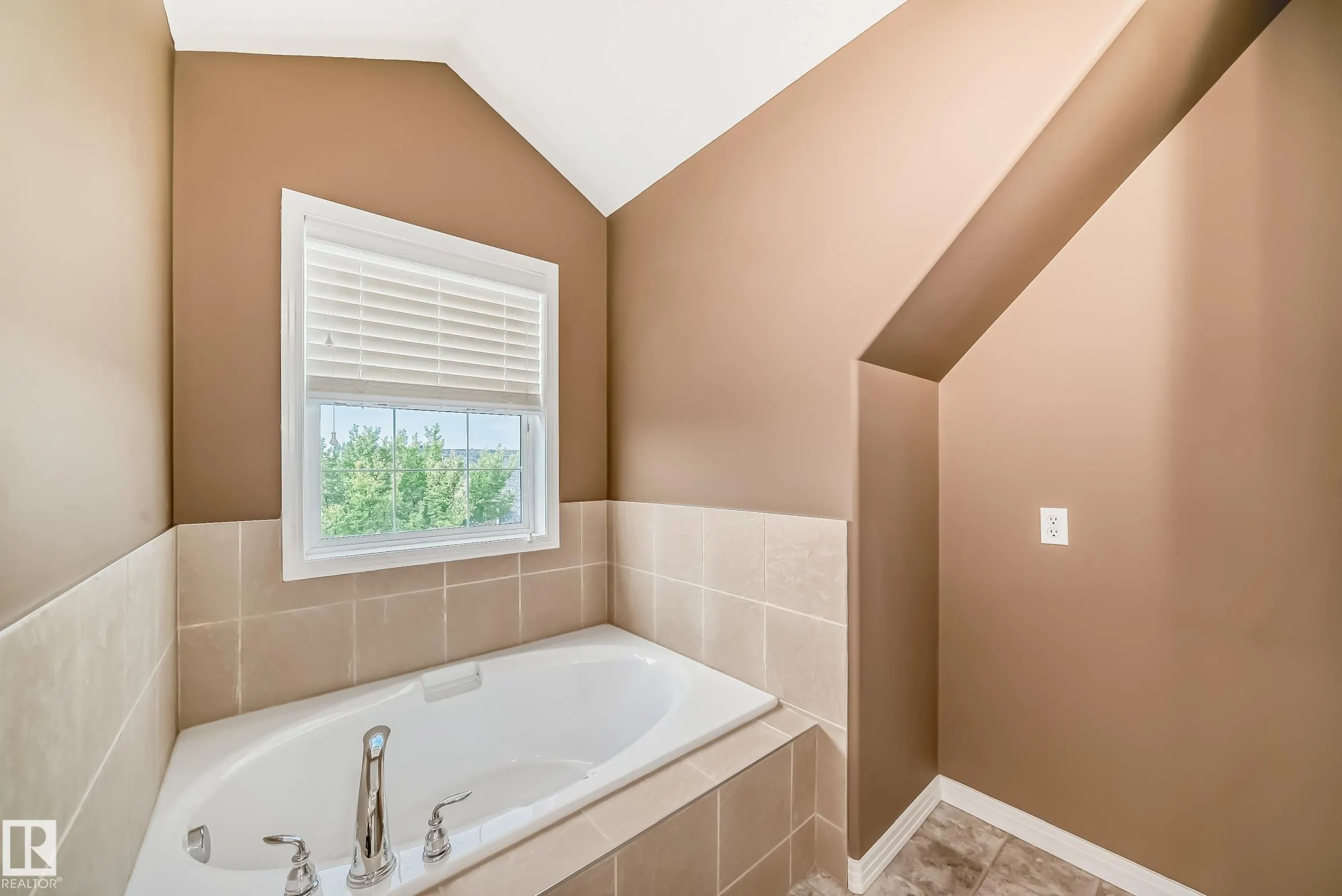 4367 VETERANS Way