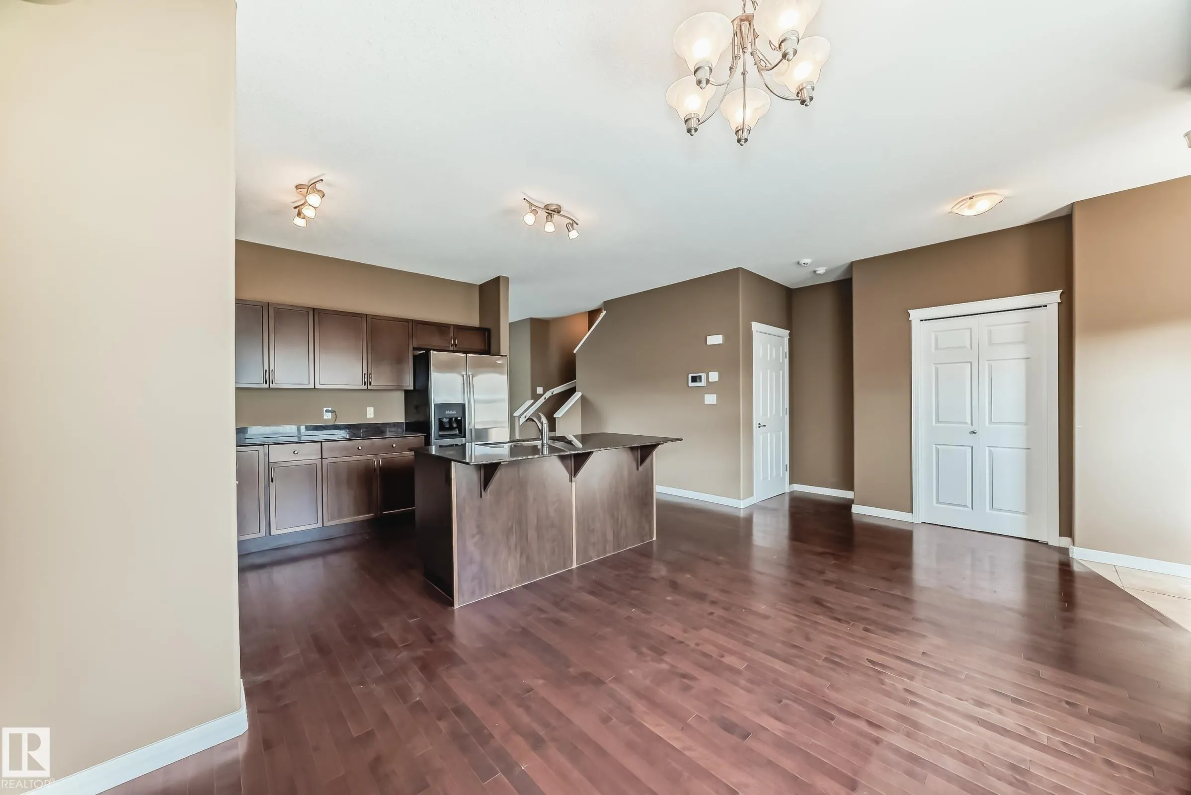 4367 VETERANS Way