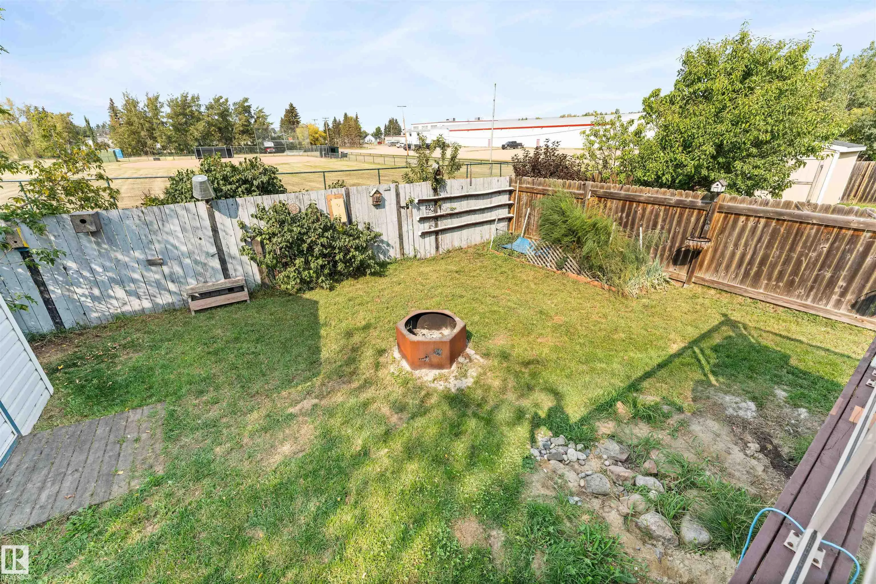 5134 SPORTSVIEW DR