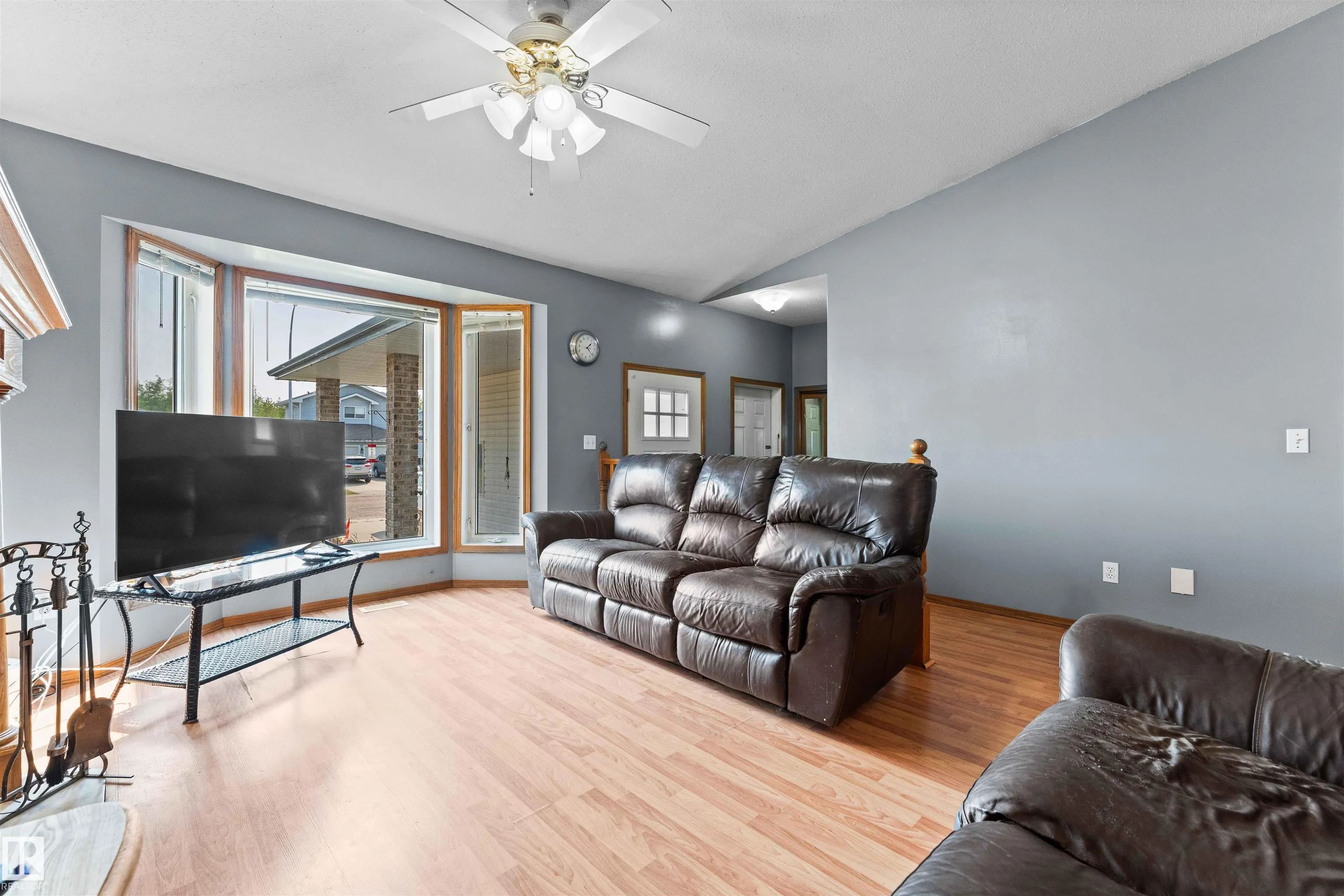 5134 SPORTSVIEW DR