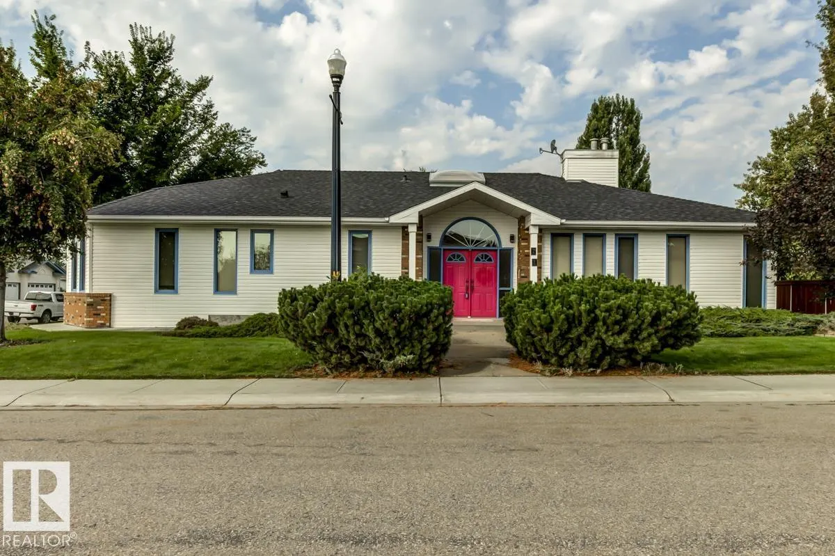 69 NOTTINGHAM Estates