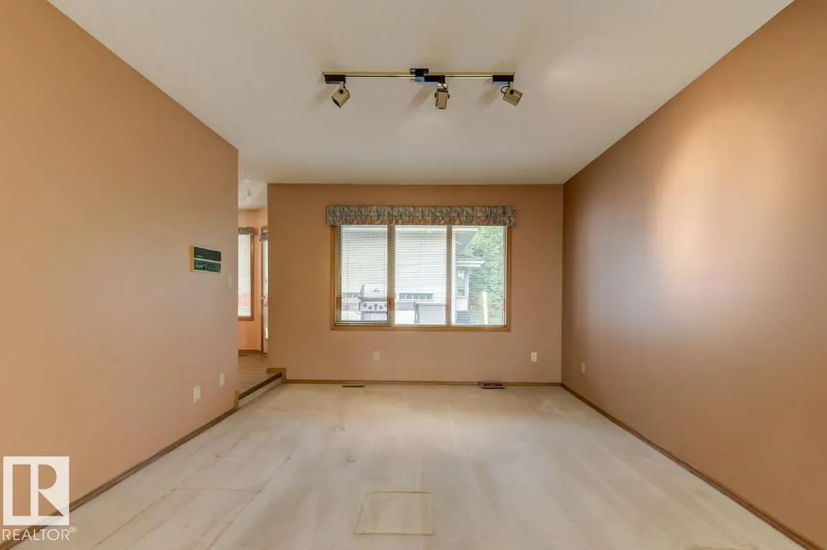 69 NOTTINGHAM Estates