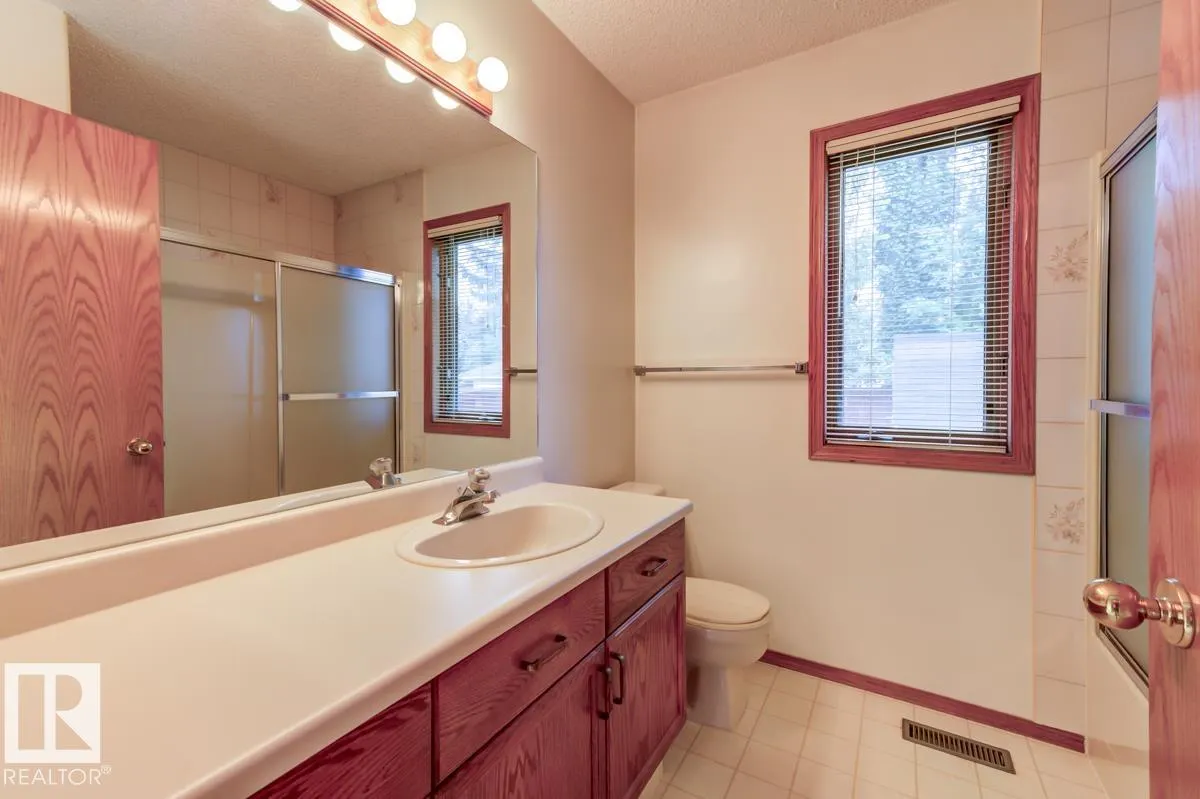 69 NOTTINGHAM Estates