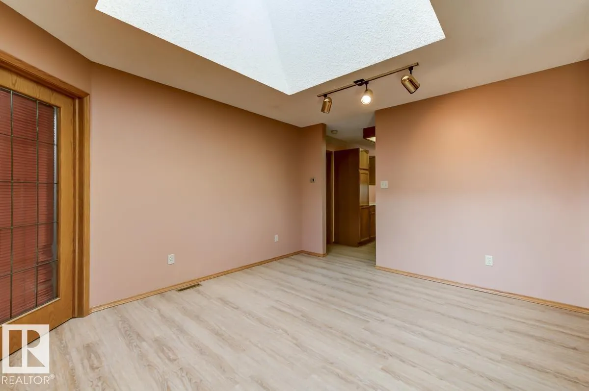 69 NOTTINGHAM Estates