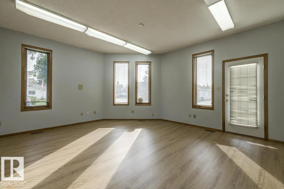 69 NOTTINGHAM Estates