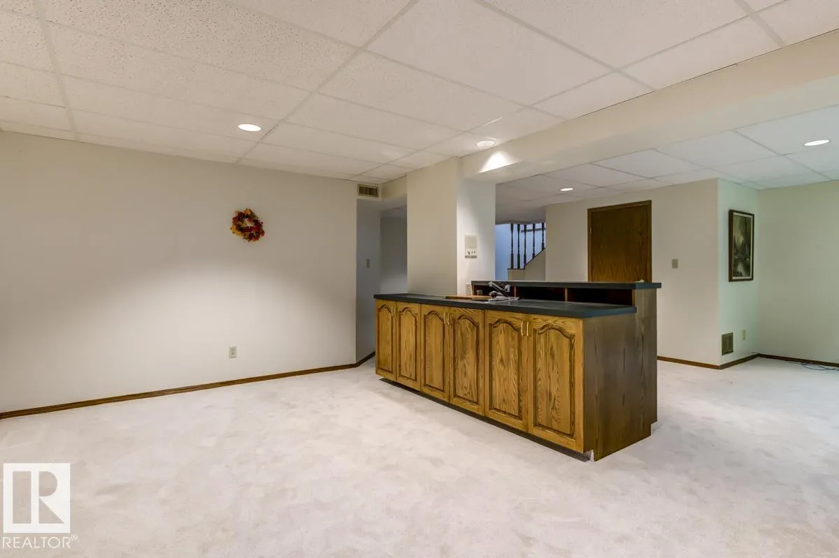 69 NOTTINGHAM Estates