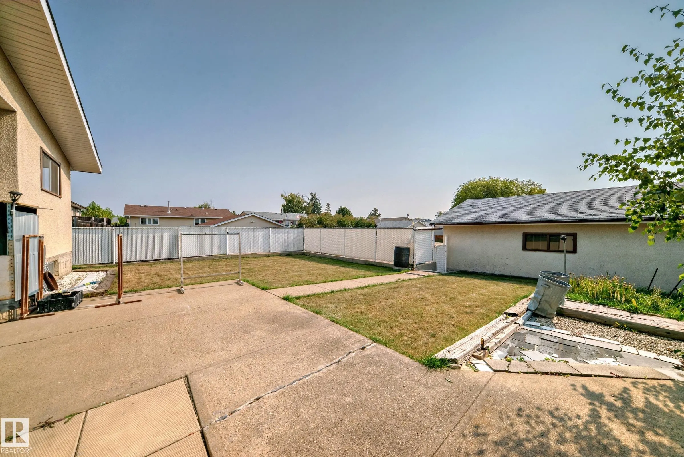 8311 150 Avenue