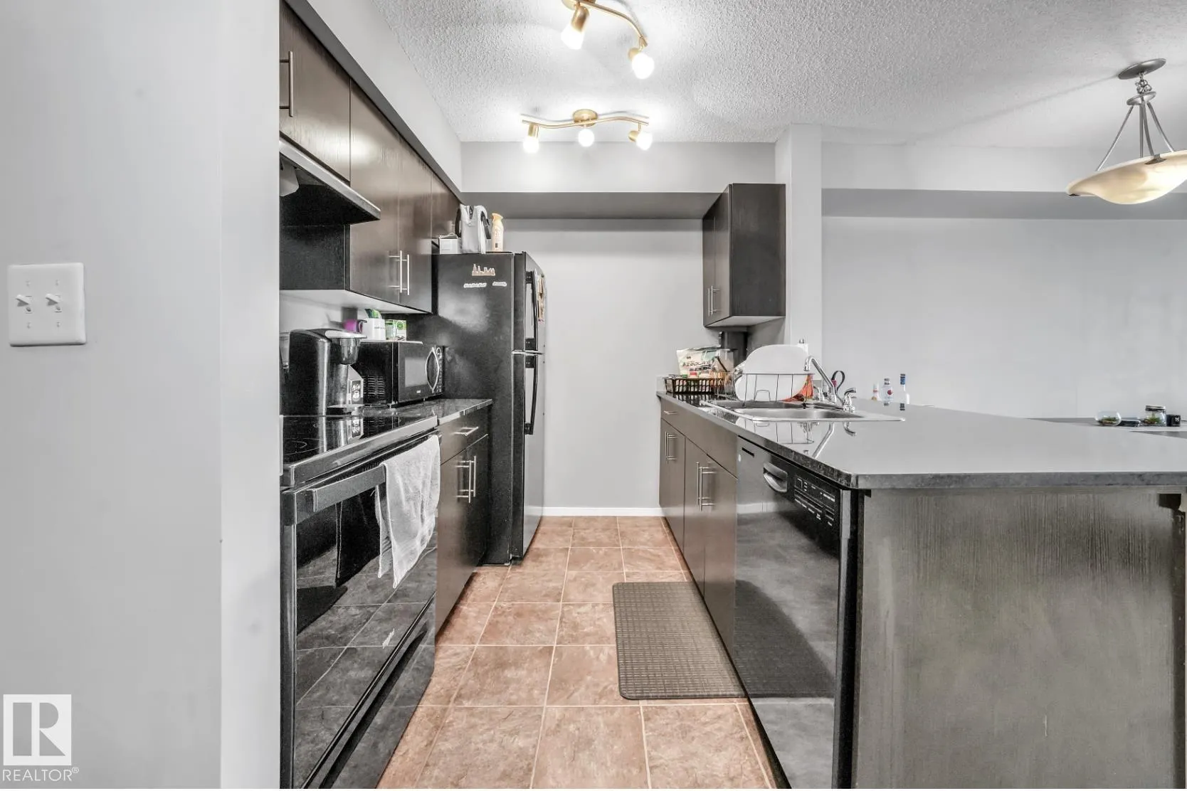 3315 JAMES MOWATT Trail