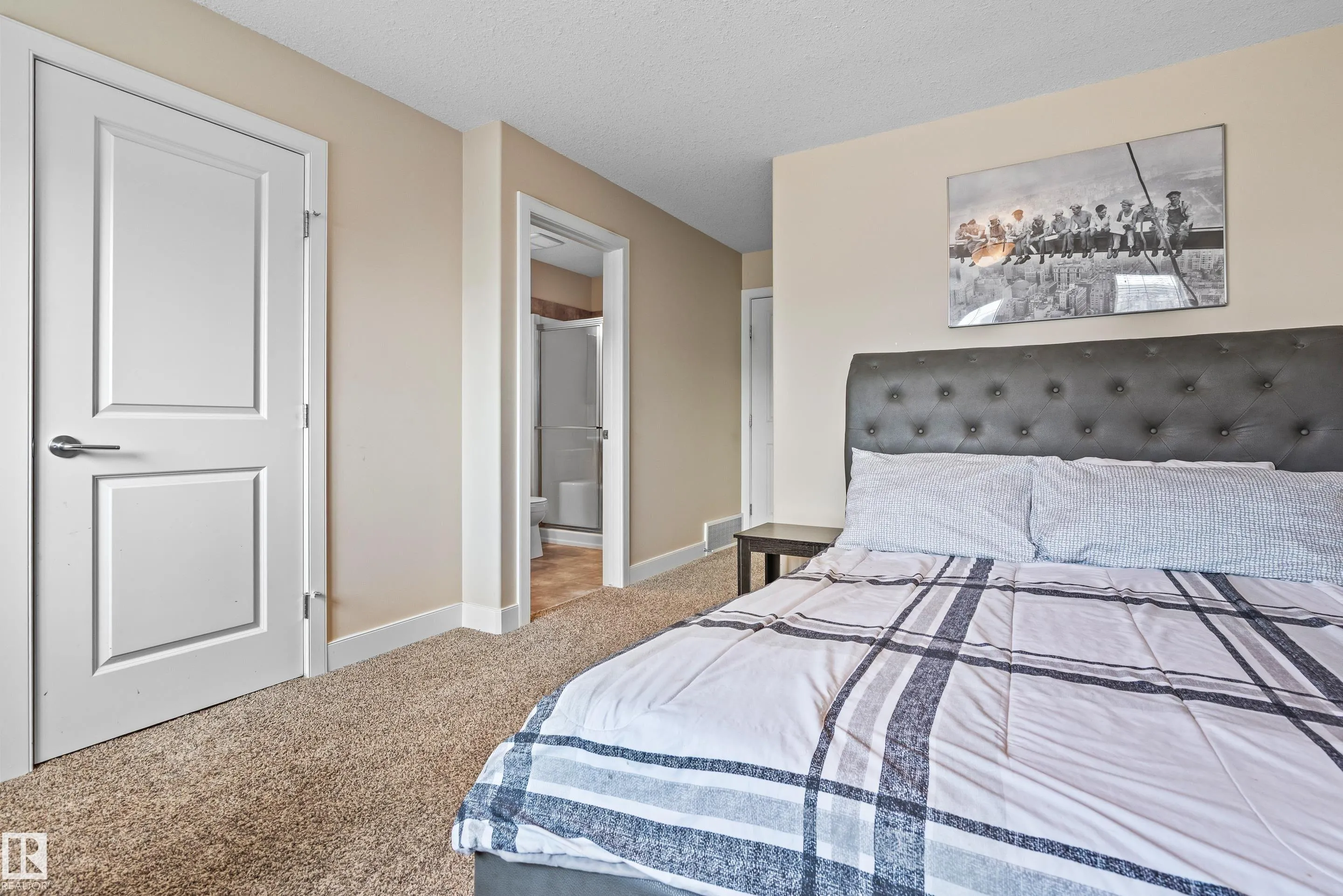 5138 GODSON Close