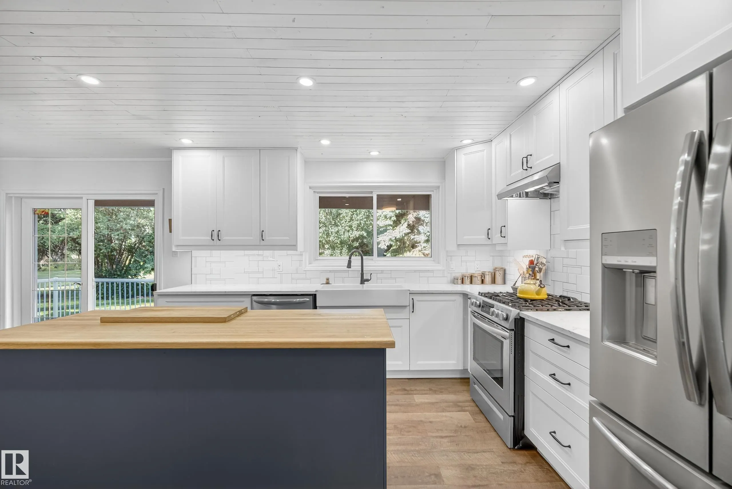 26417 TWP ROAD 594