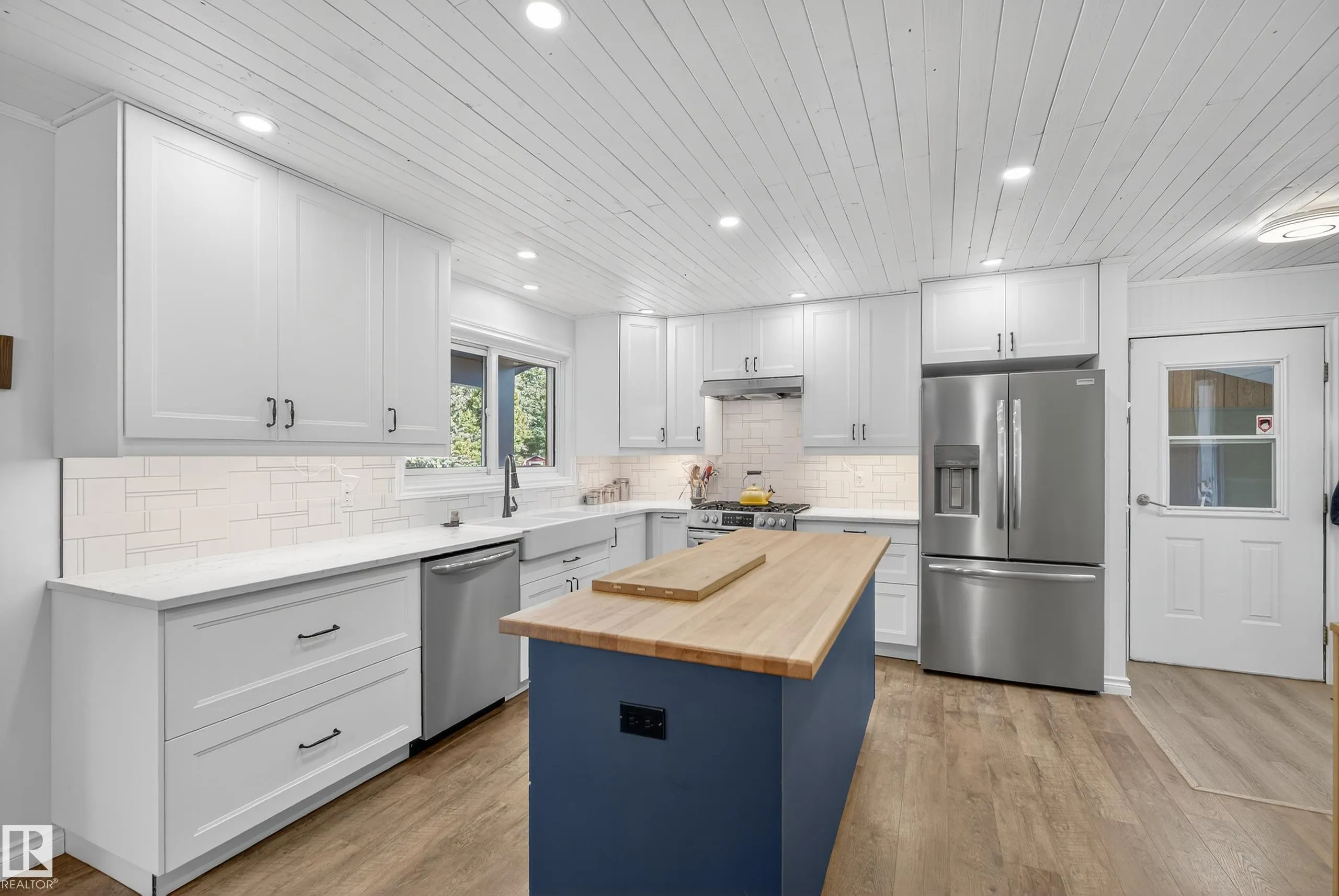 26417 TWP ROAD 594