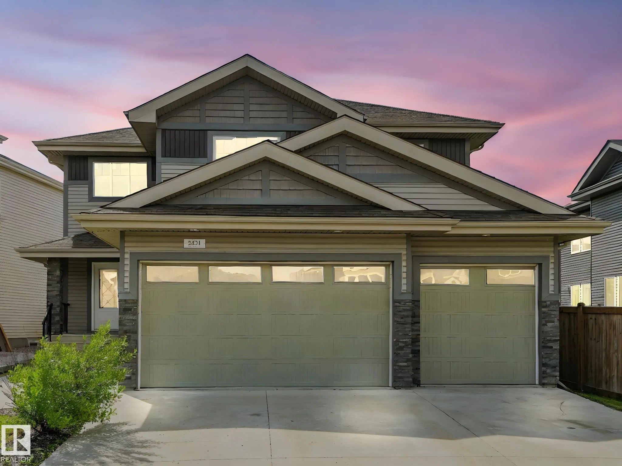 2421 ASHCRAFT Crescent