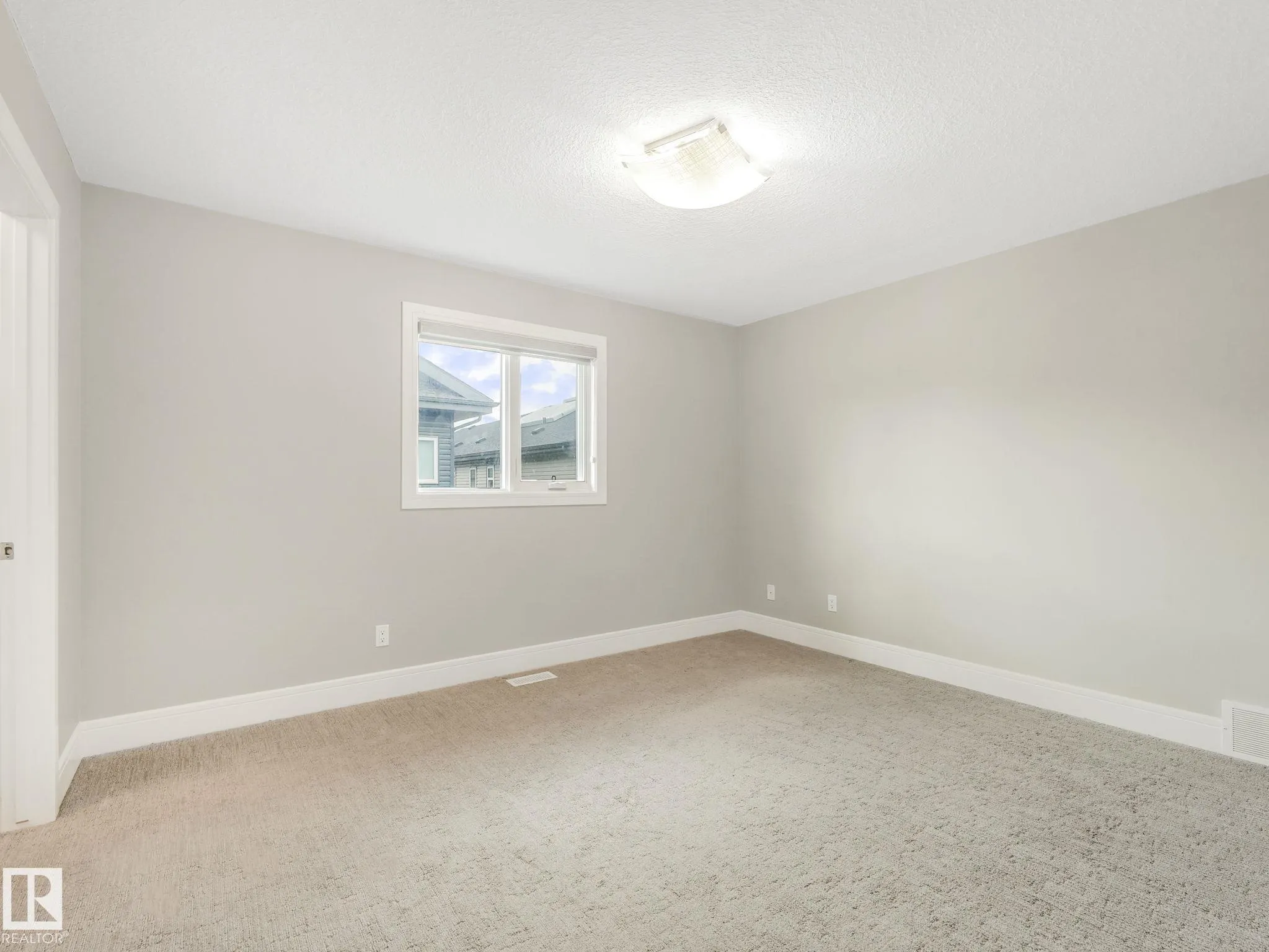2421 ASHCRAFT Crescent