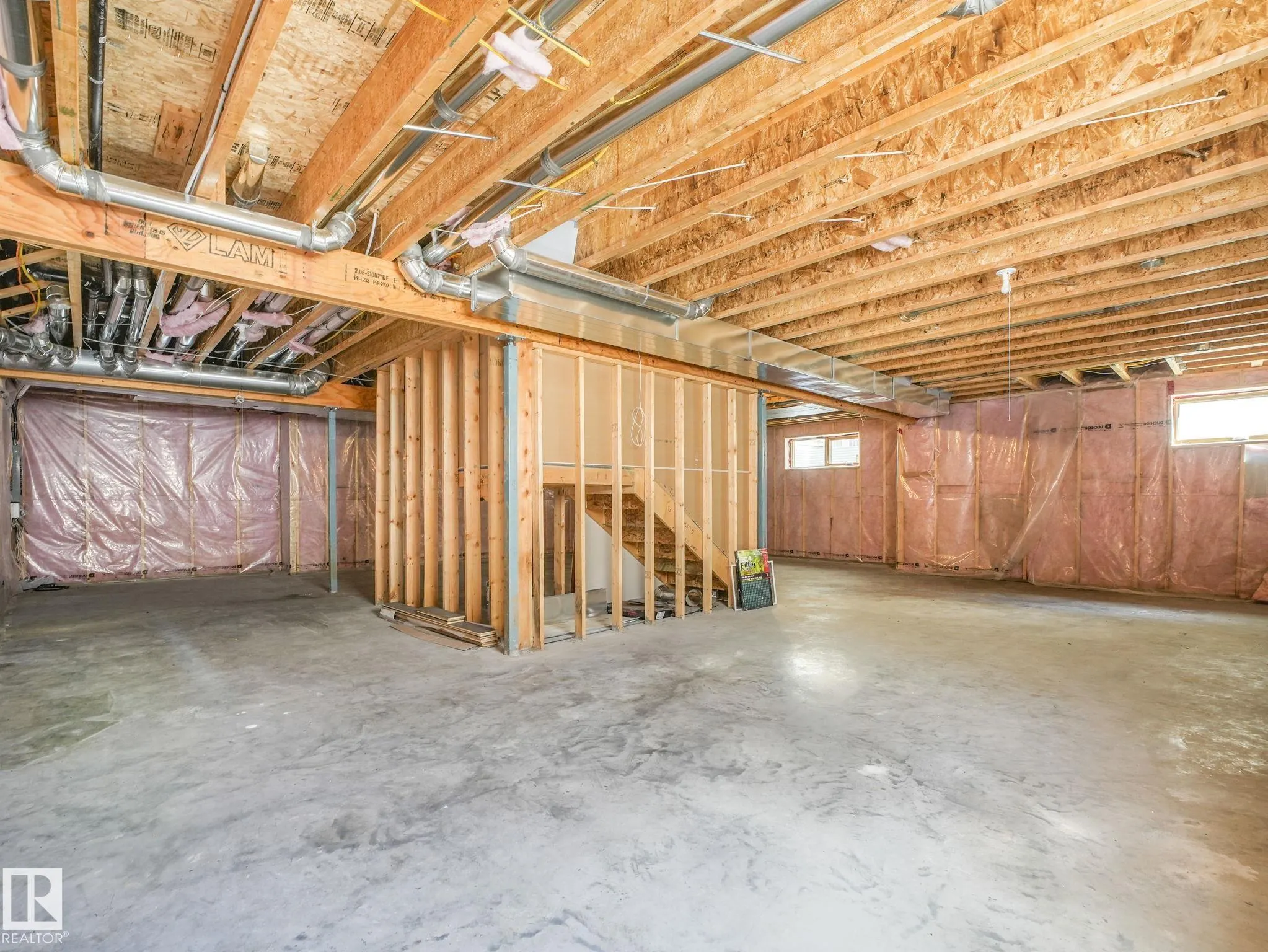 2421 ASHCRAFT Crescent