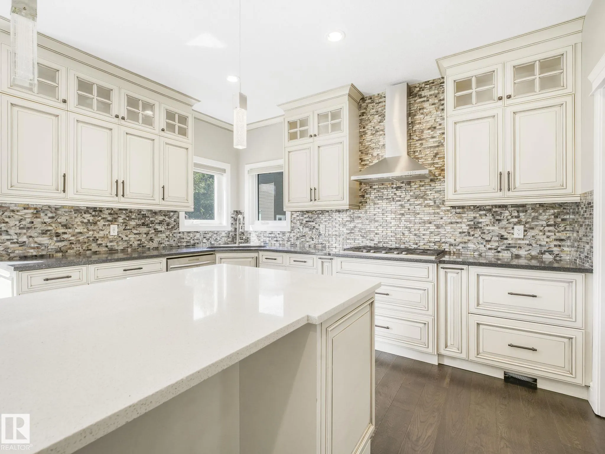 2421 ASHCRAFT Crescent