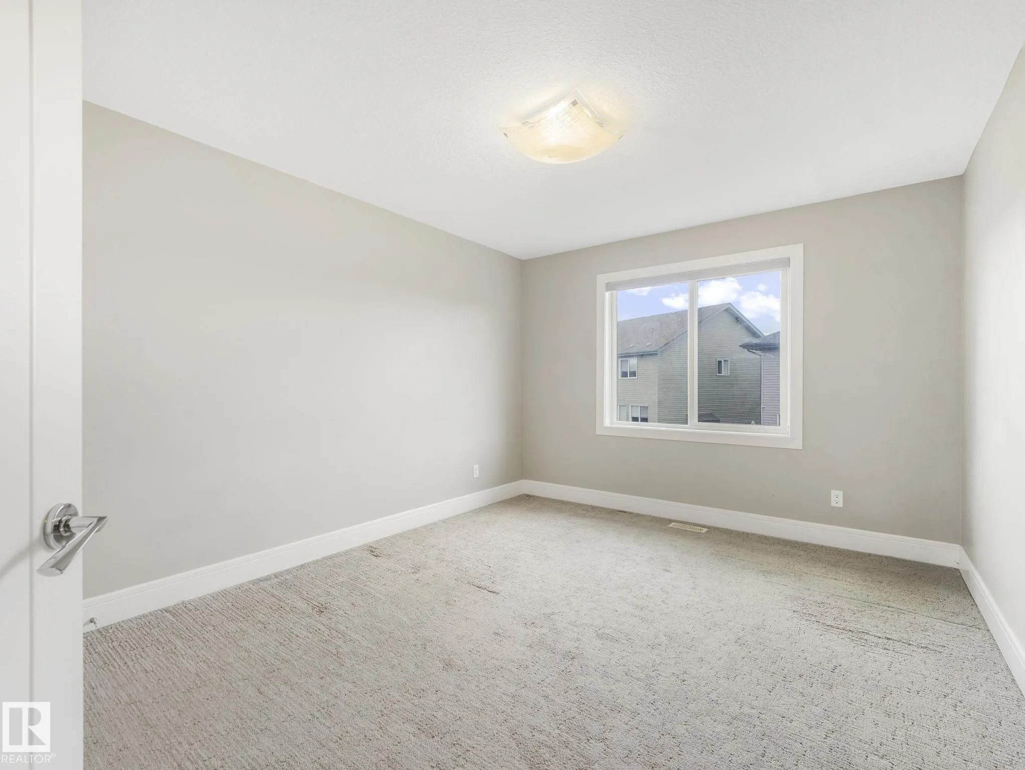 2421 ASHCRAFT Crescent