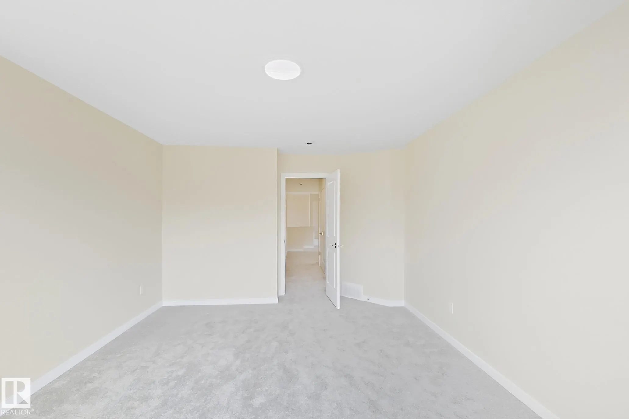 4856 HAWTHORN Bend