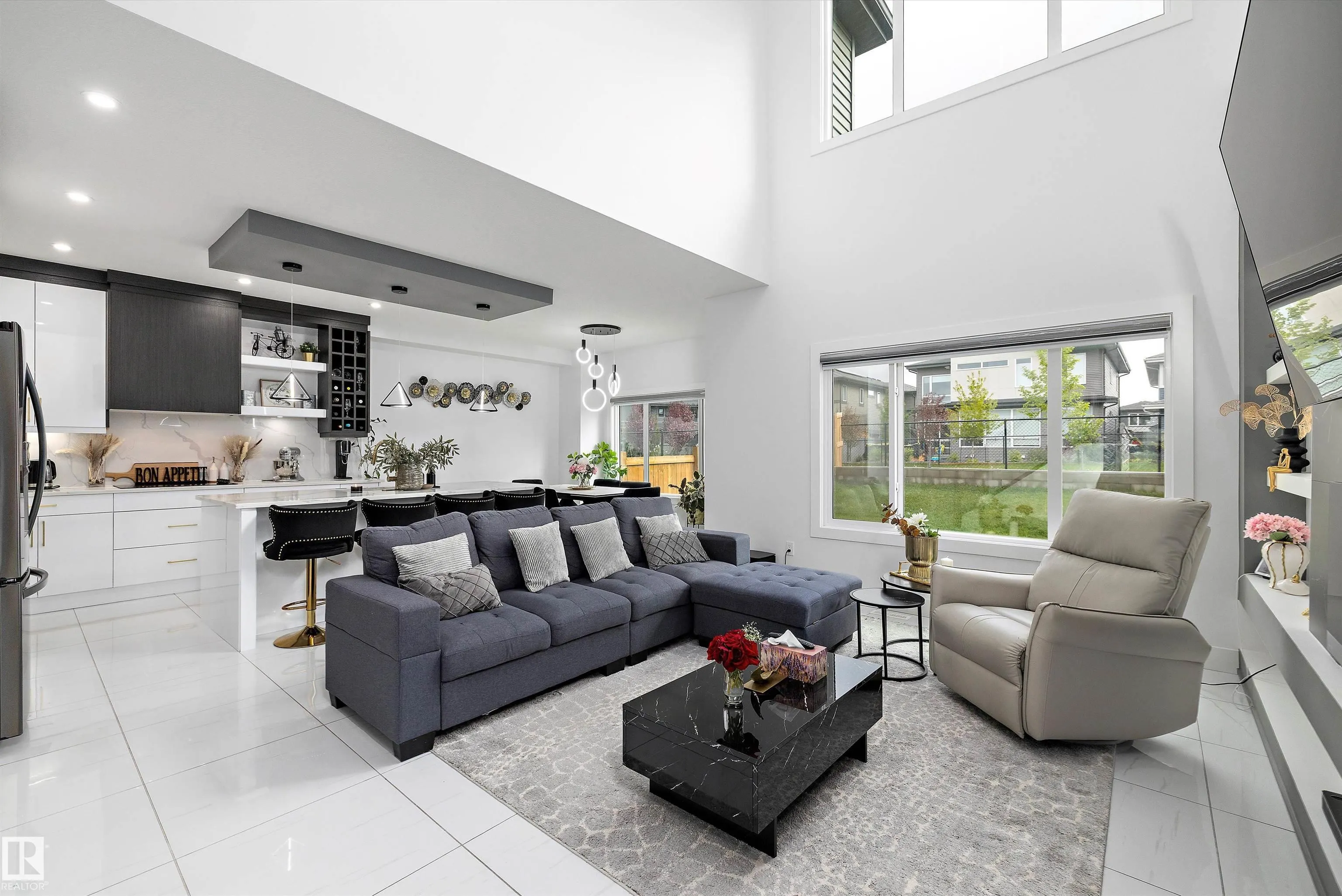 5343 KIMBALL Place