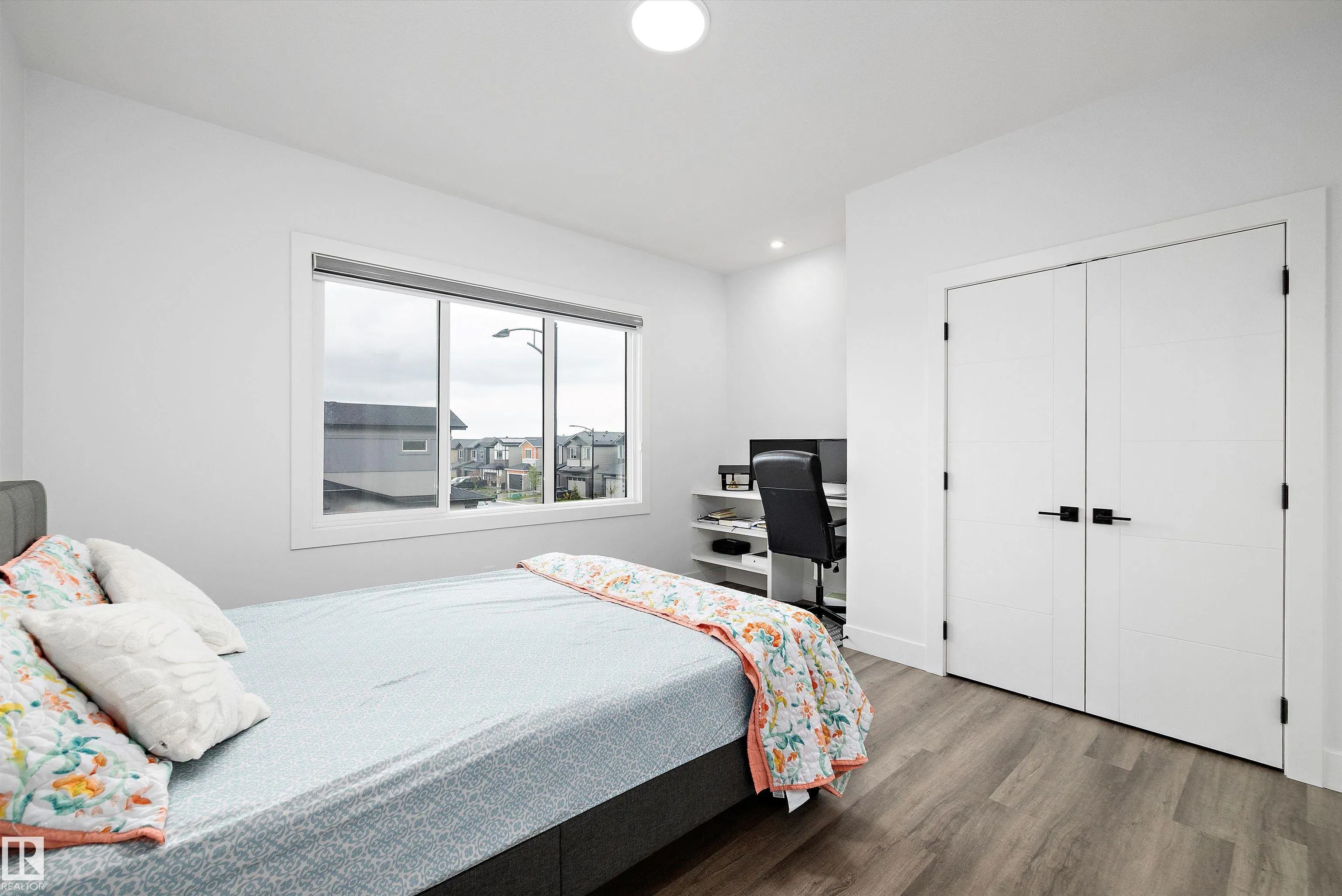 5343 KIMBALL Place