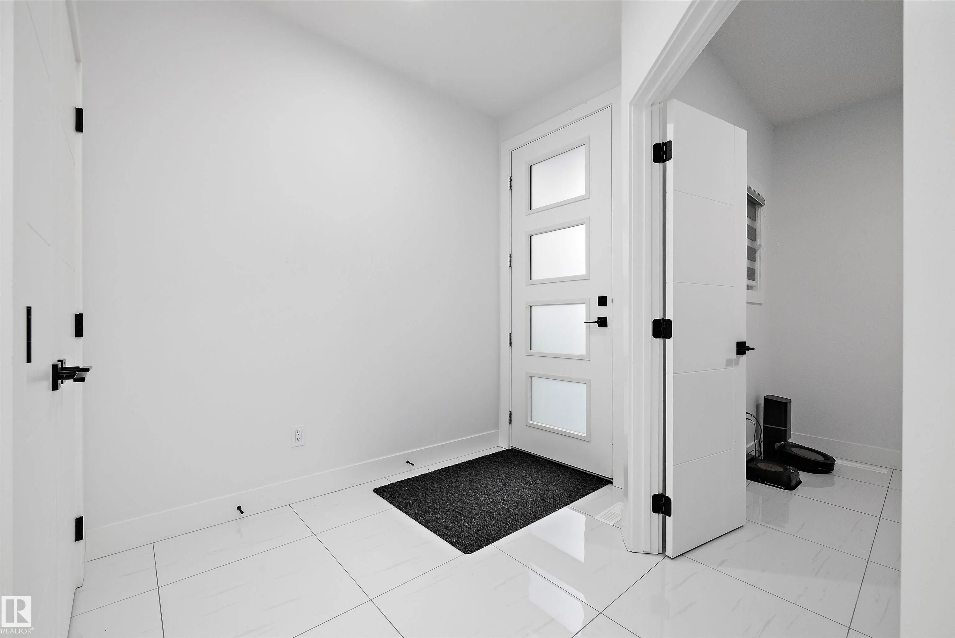 5343 KIMBALL Place