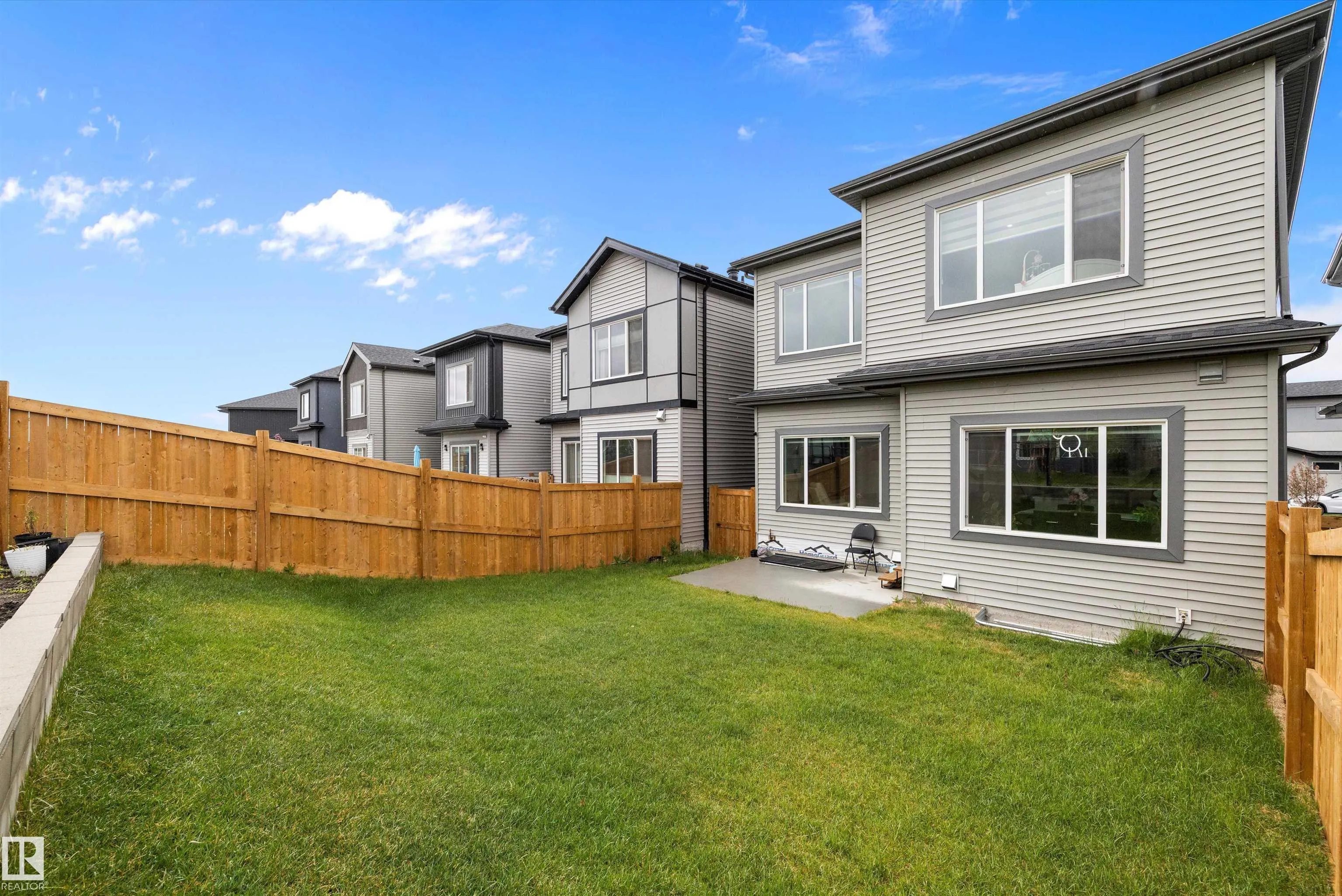 5343 KIMBALL Place