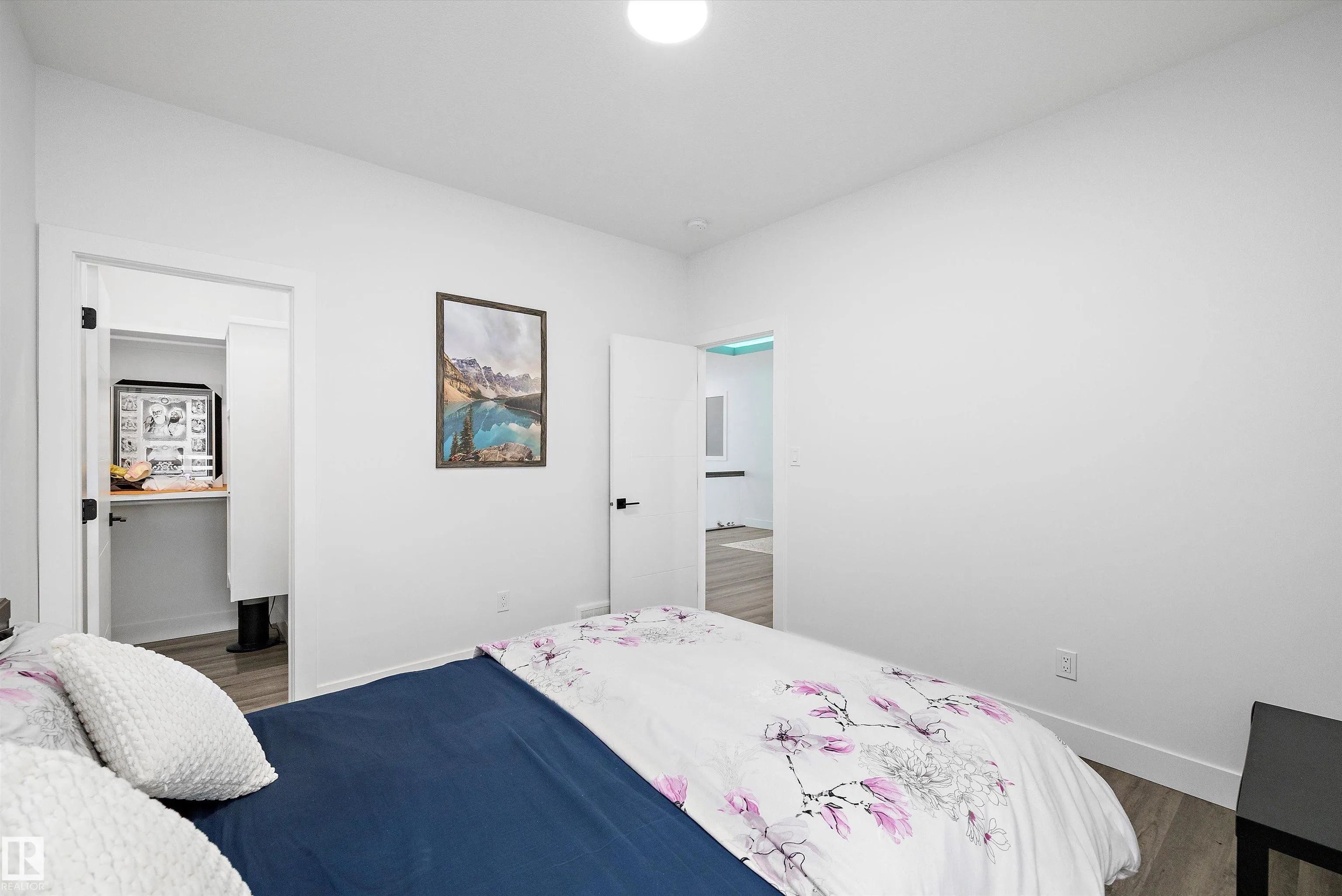 5343 KIMBALL Place