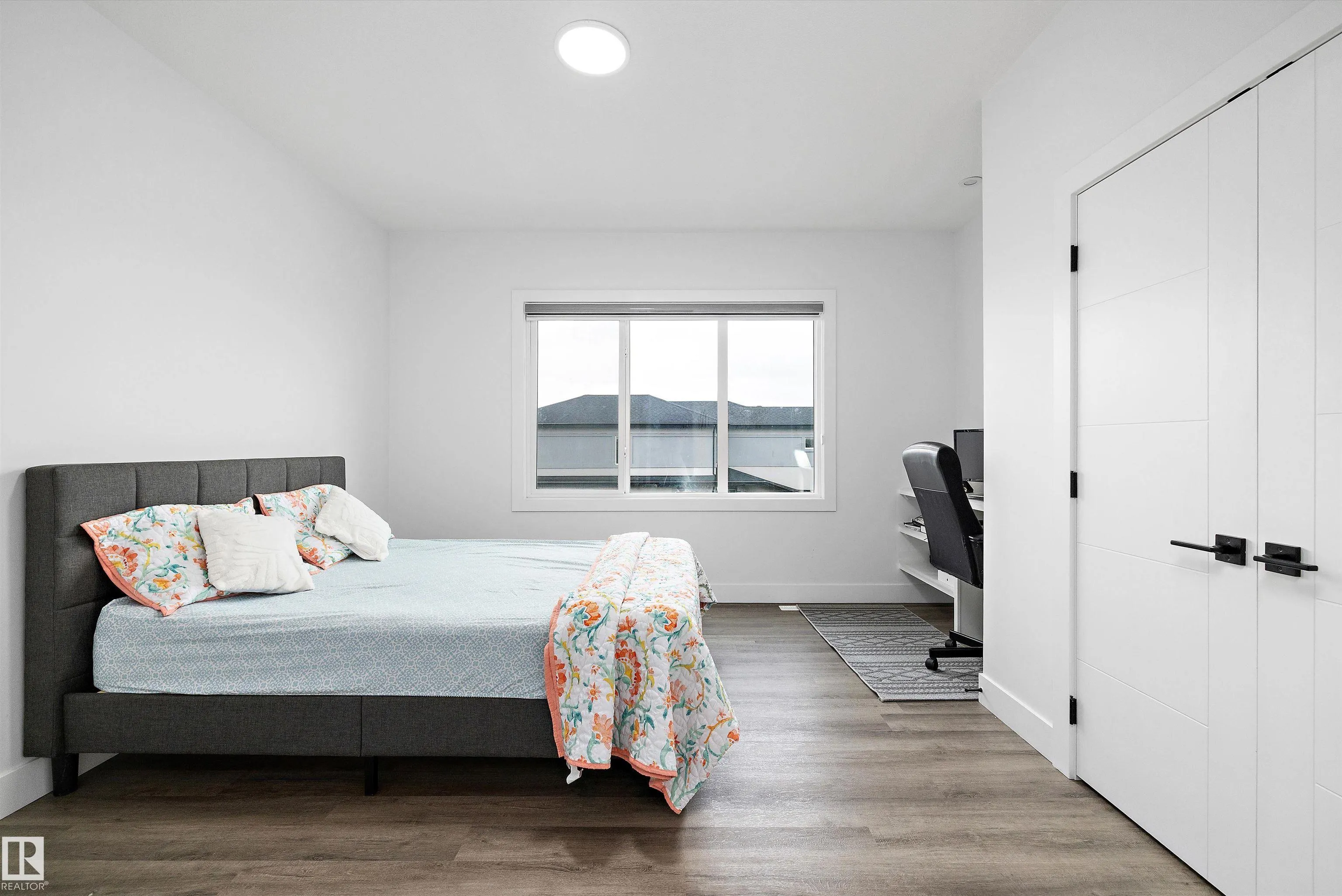 5343 KIMBALL Place