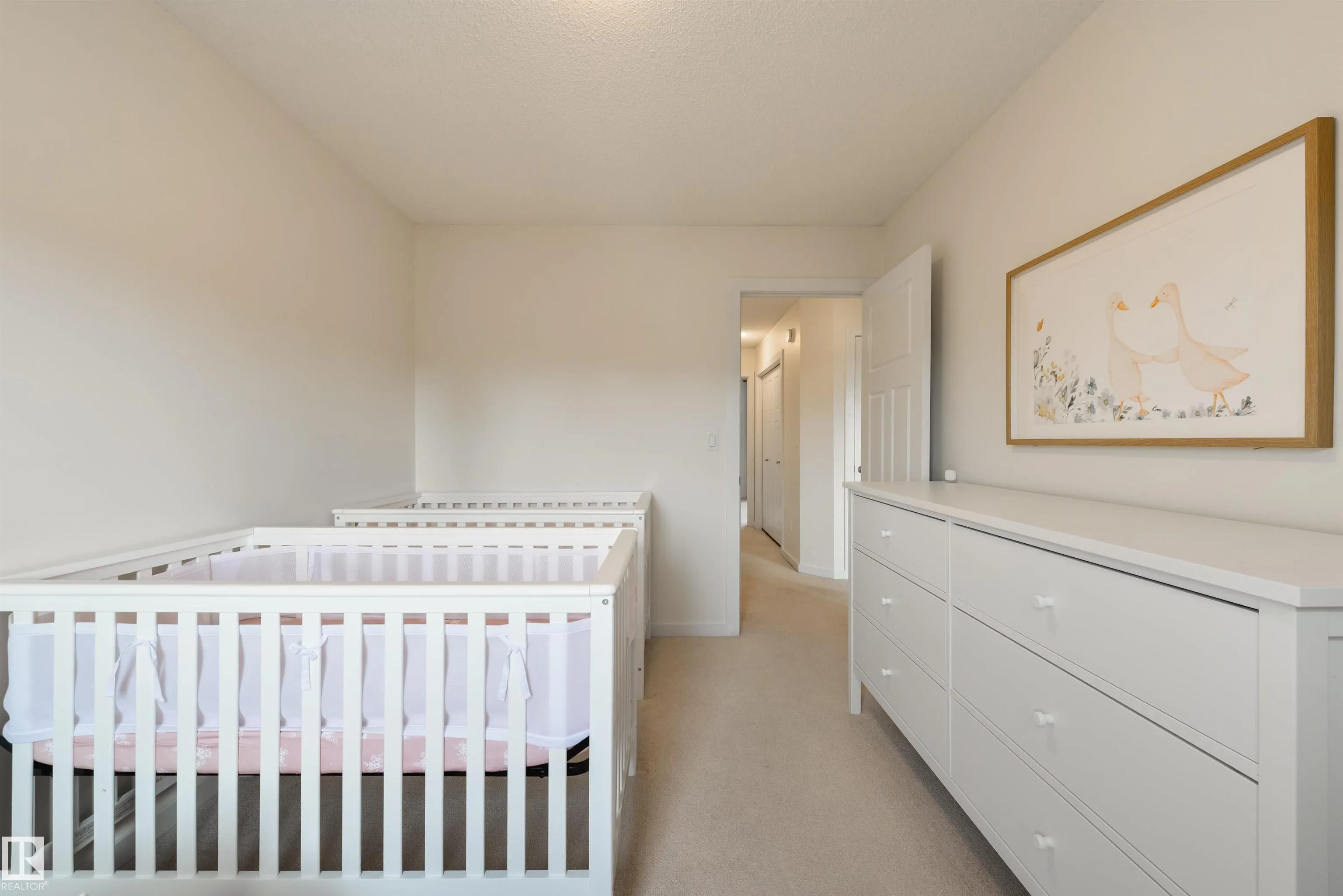 5519 CRABAPPLE Loop