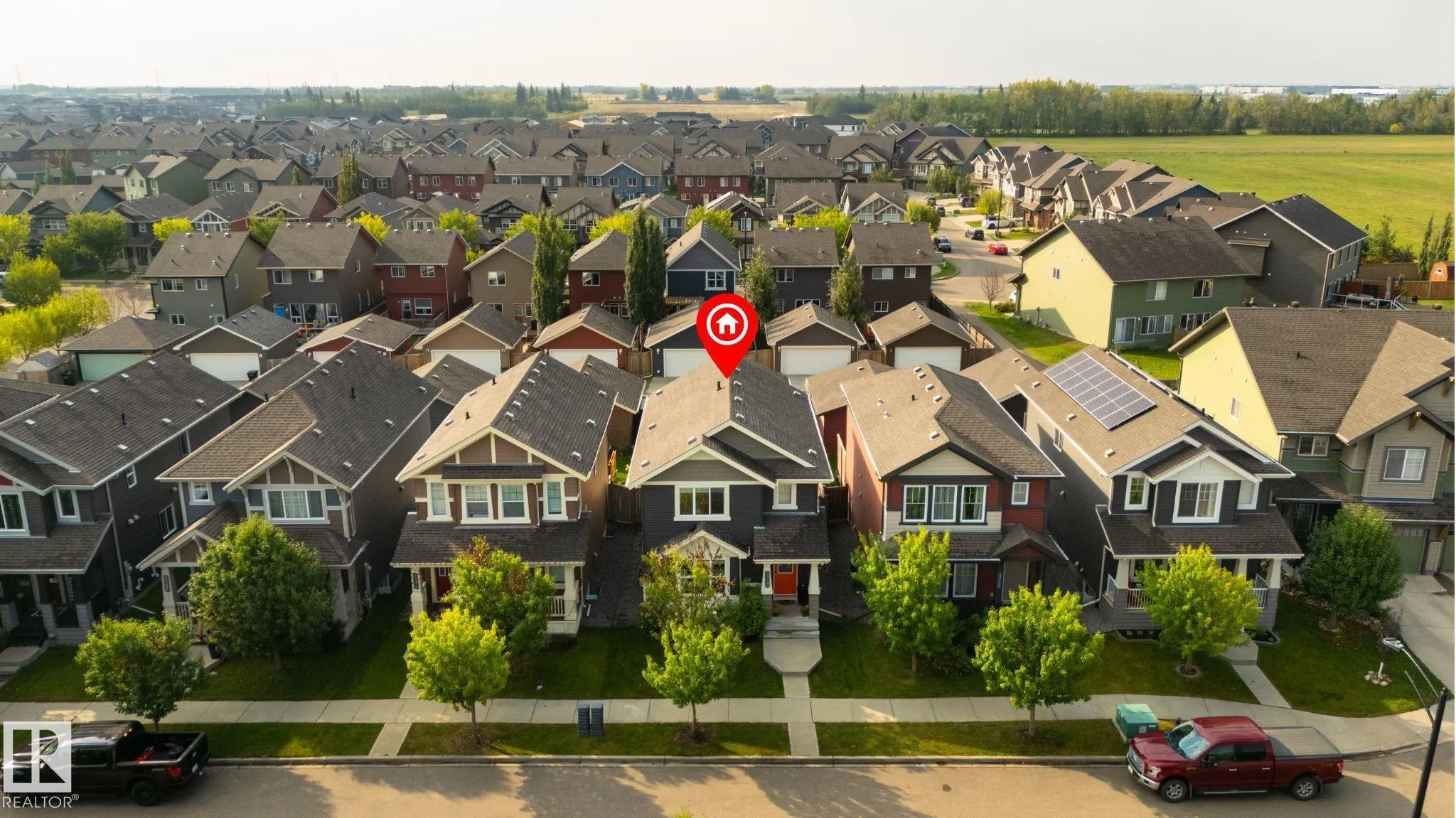 5519 CRABAPPLE Loop