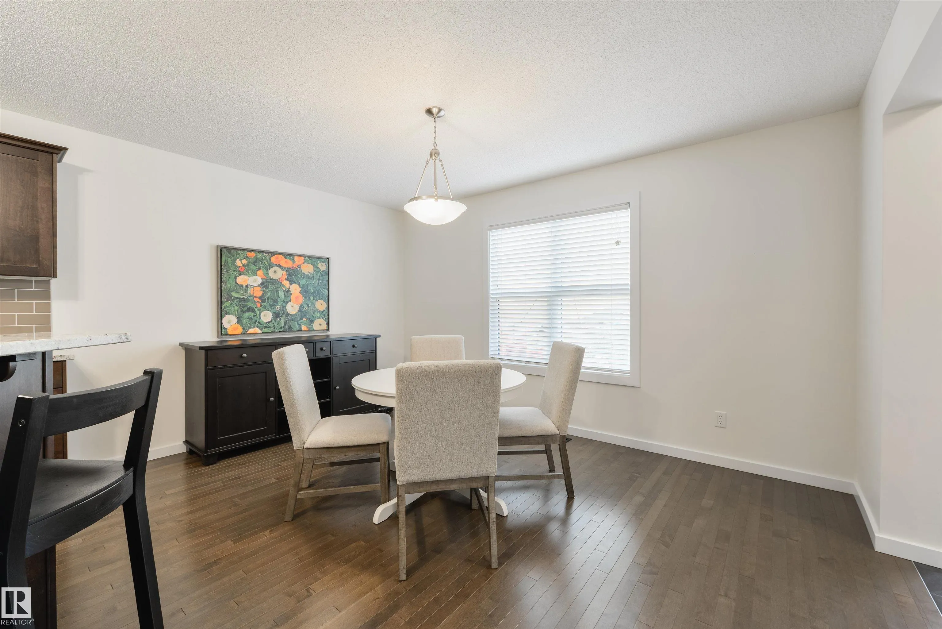5519 CRABAPPLE Loop