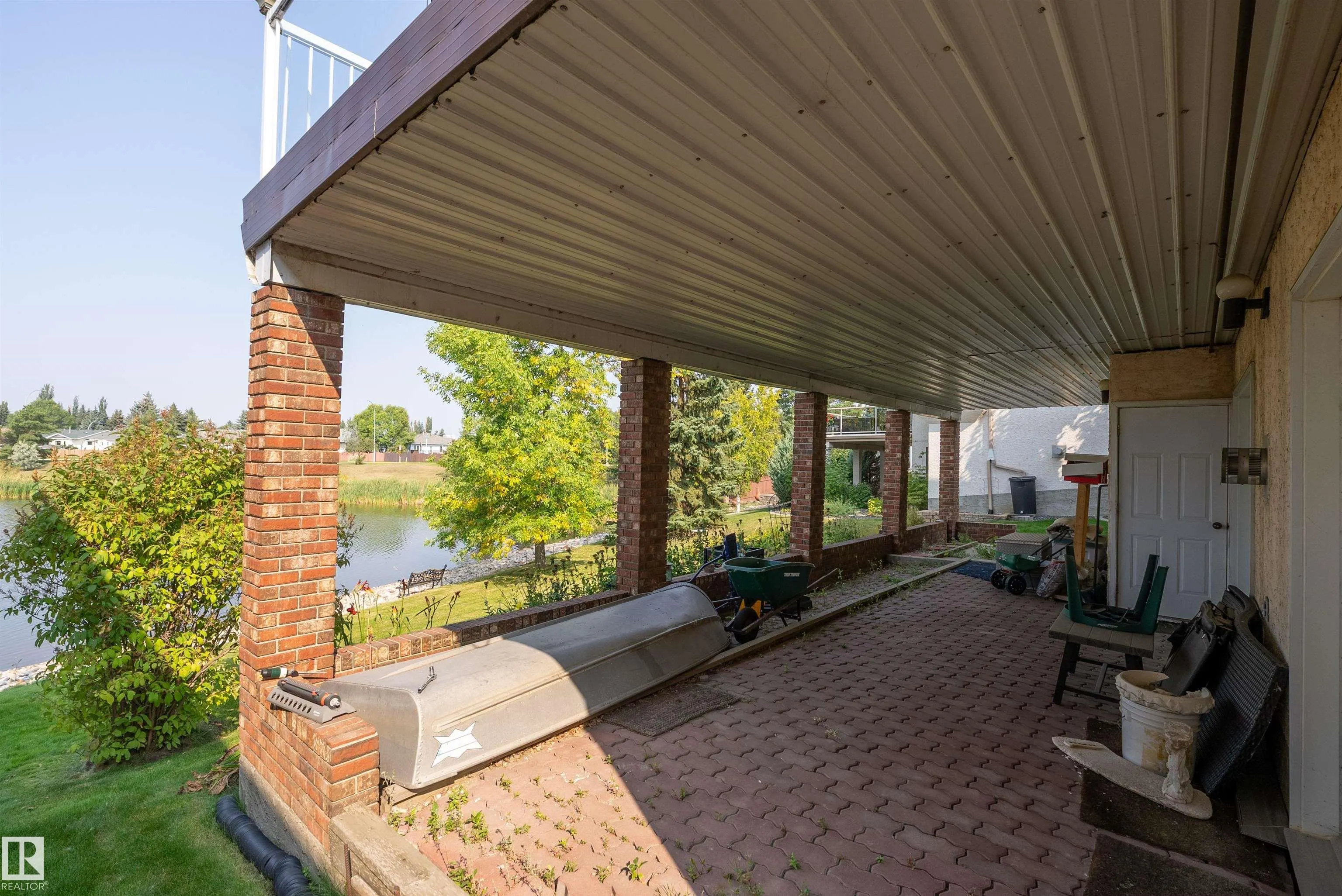 12 J BROWN Place