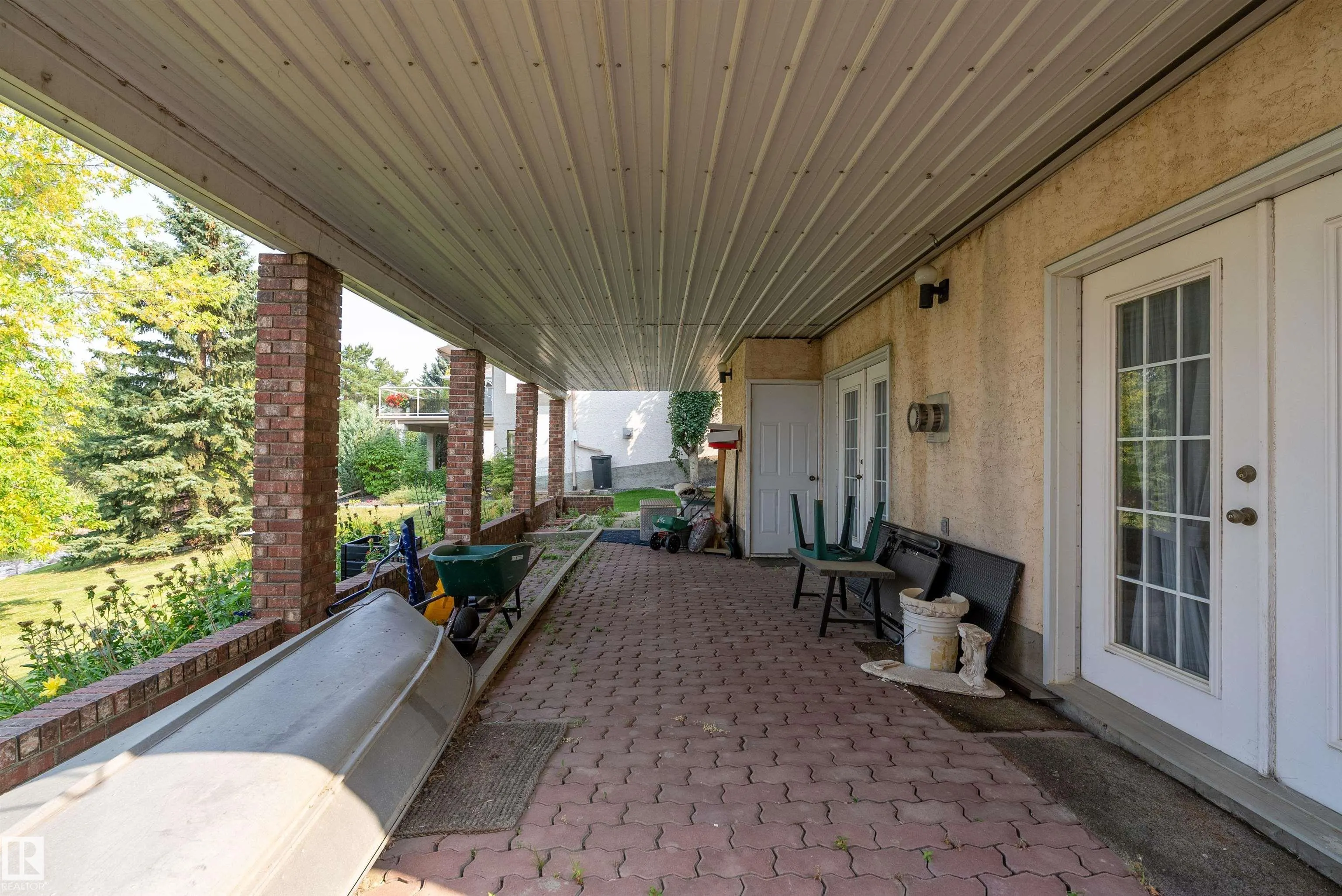 12 J BROWN Place