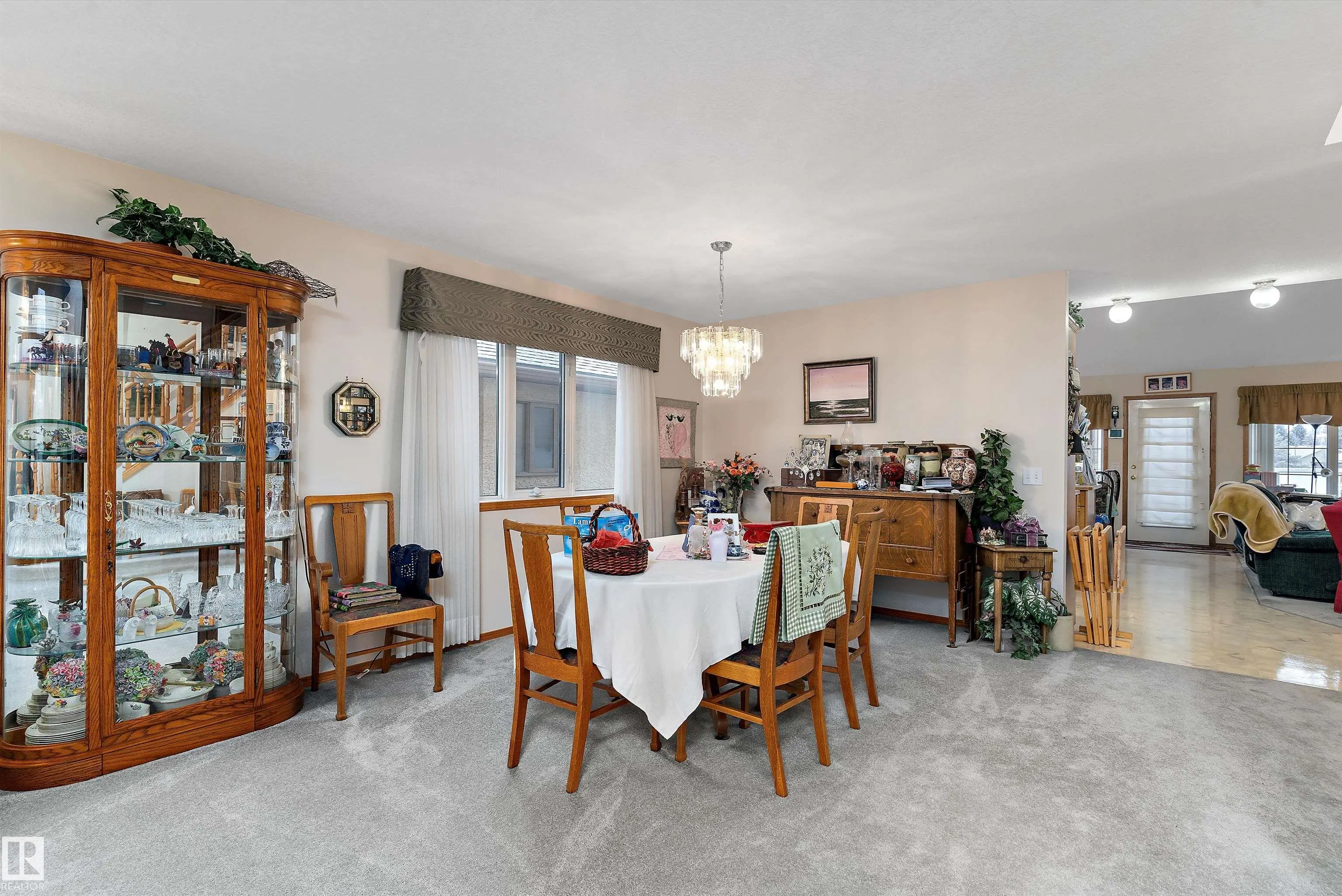 12 J BROWN Place
