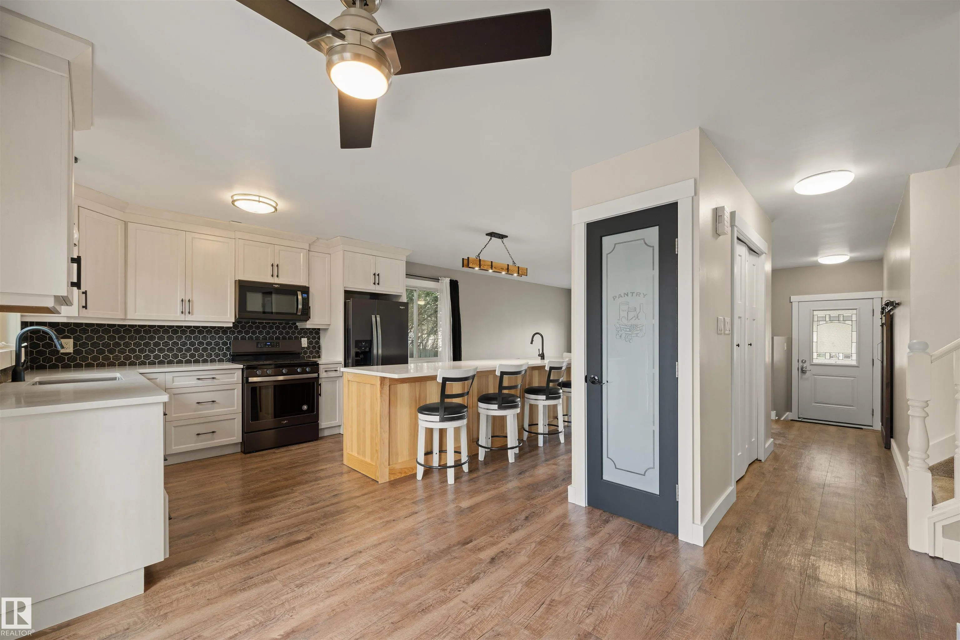 47 VENTNOR Place